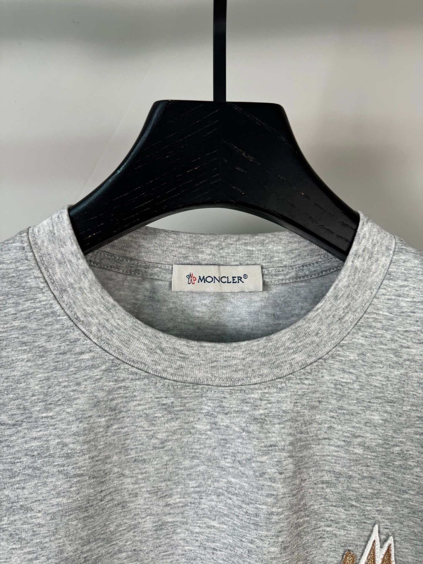 LuxluxHouse Best Quality Clothes T-shirt Moncler