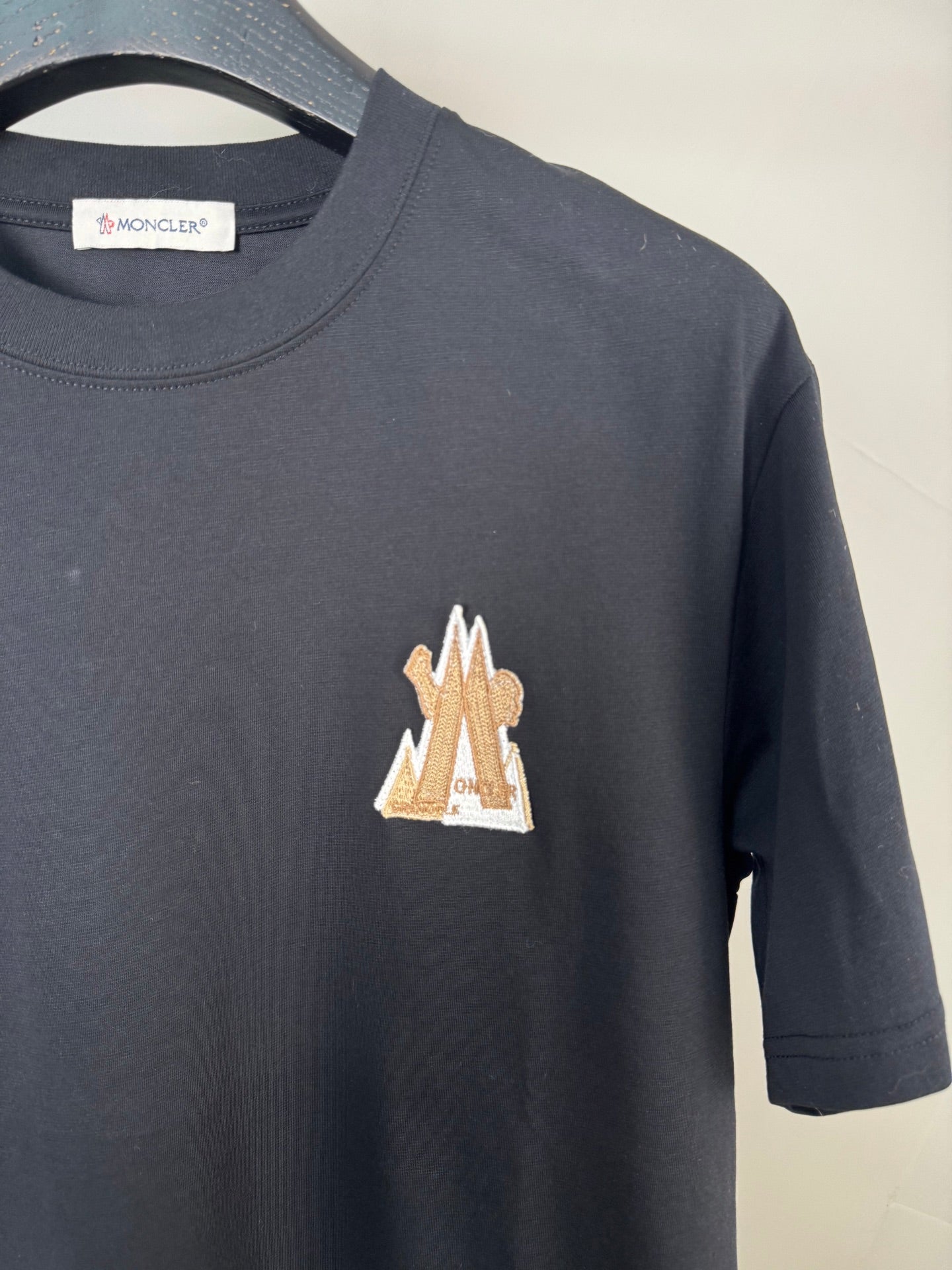 LuxluxHouse Best Quality Clothes T-shirt Moncler