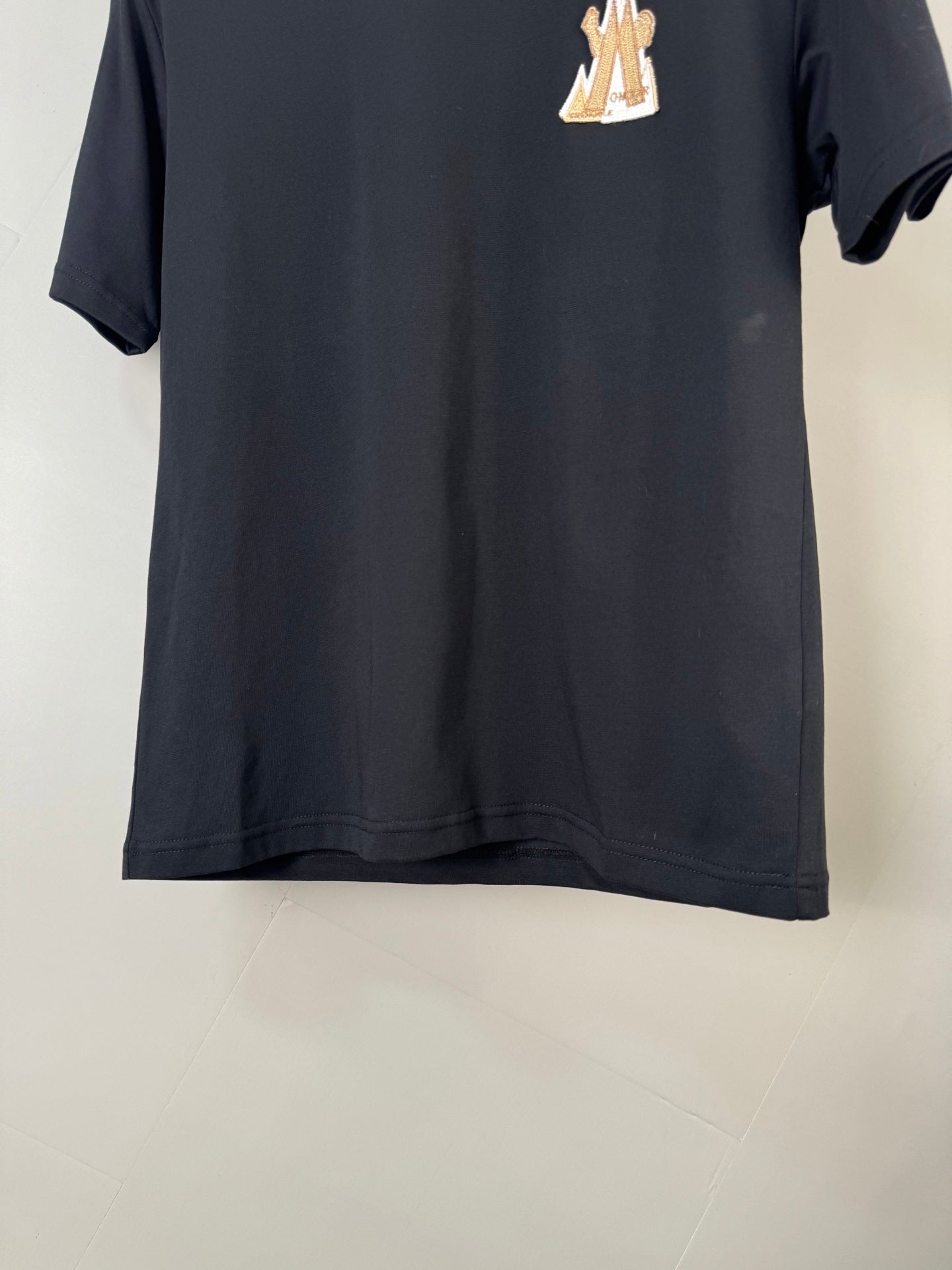 LuxluxHouse Best Quality Clothes T-shirt Moncler