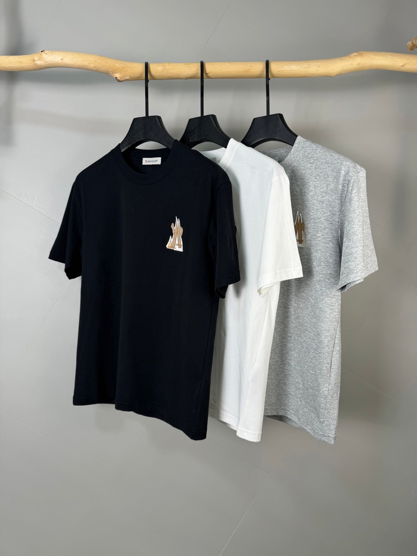 LuxluxHouse Best Quality Clothes T-shirt Moncler
