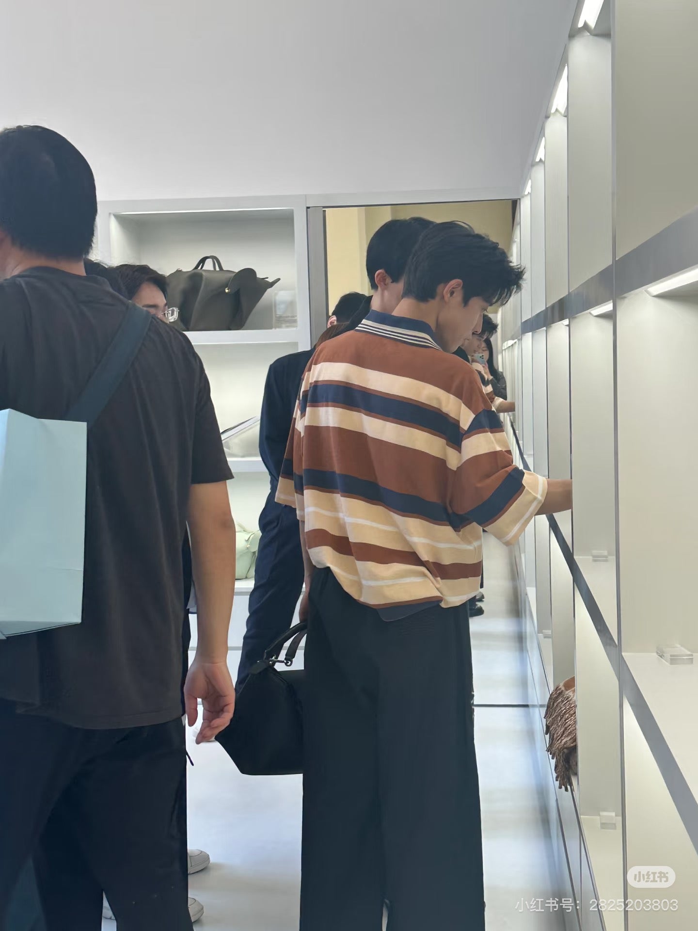 LuxluxHouse Best Quality Clothes Shirts&Polo Loewe