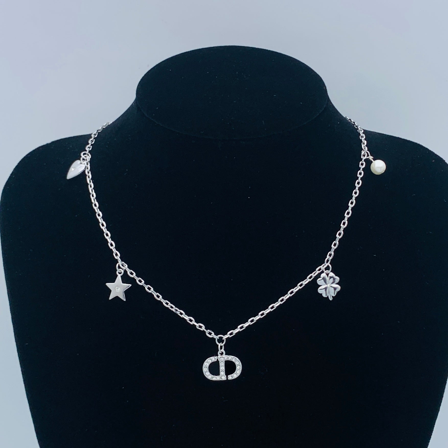 LuxluxHouse Low Price And High Quality Accessories Dior