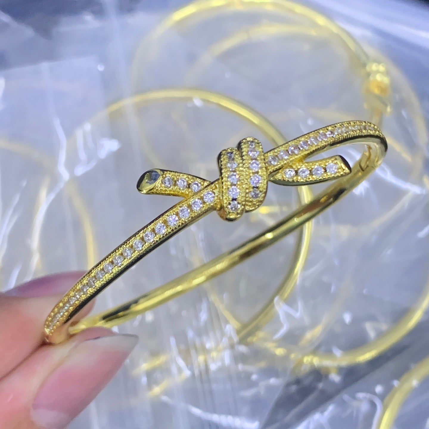 LuxluxHouse Low Price And High Quality Accessories Tiffany