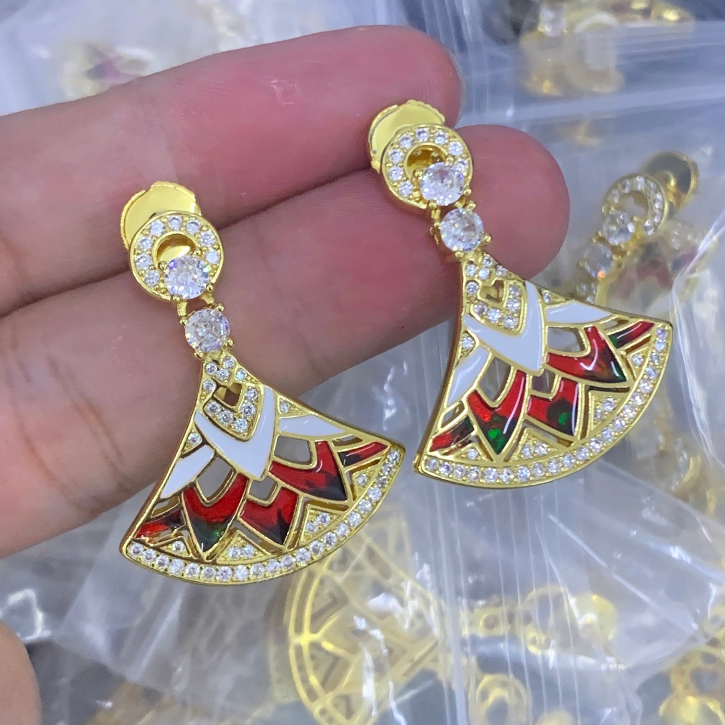 LuxluxHouse Low Price And High Quality Accessories Bvlgari