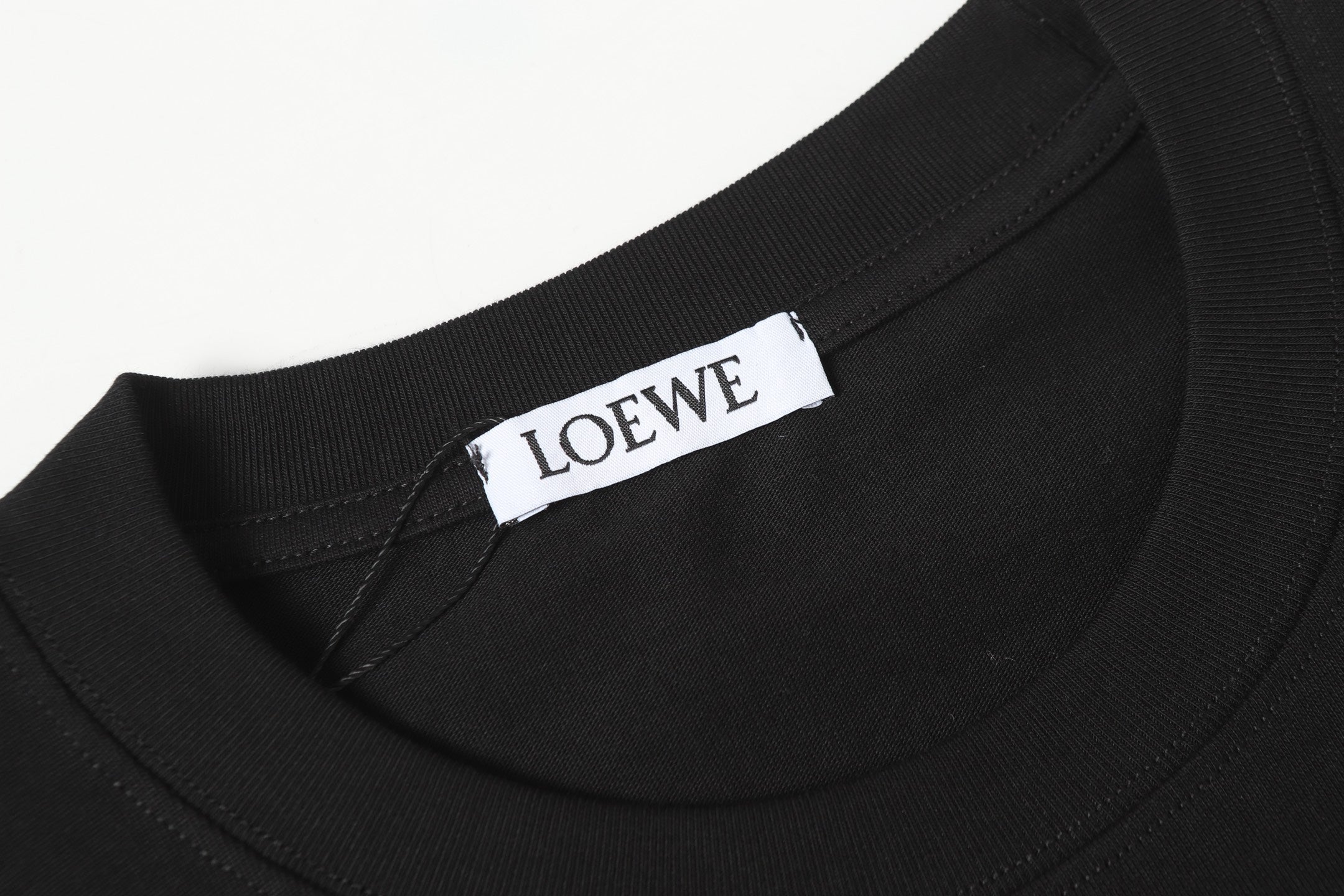 LuxluxHouse Best Quality Clothes T-shirt Loewe