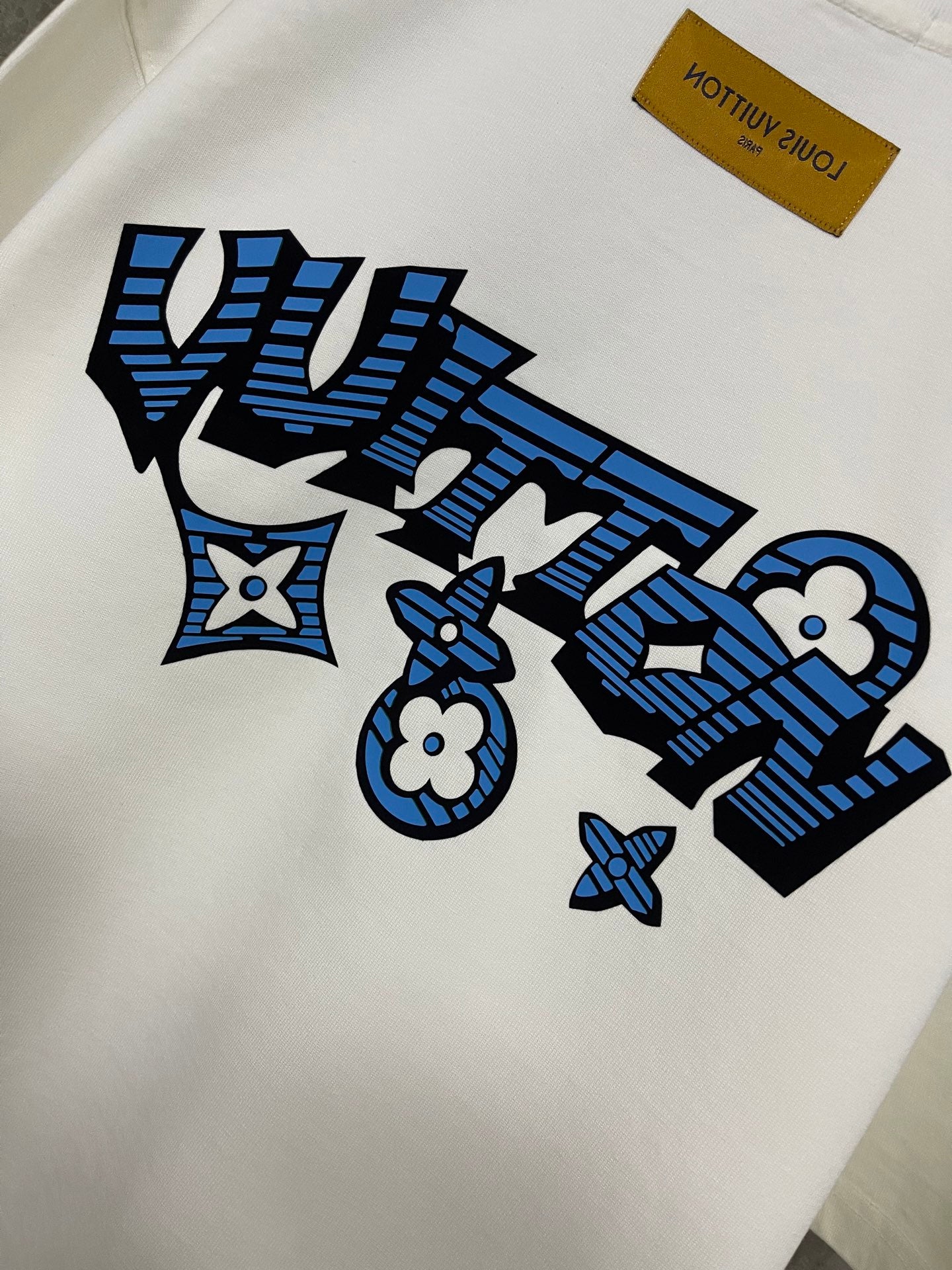 LuxluxHouse Best Quality Clothes T-shirt Louis Vuitton