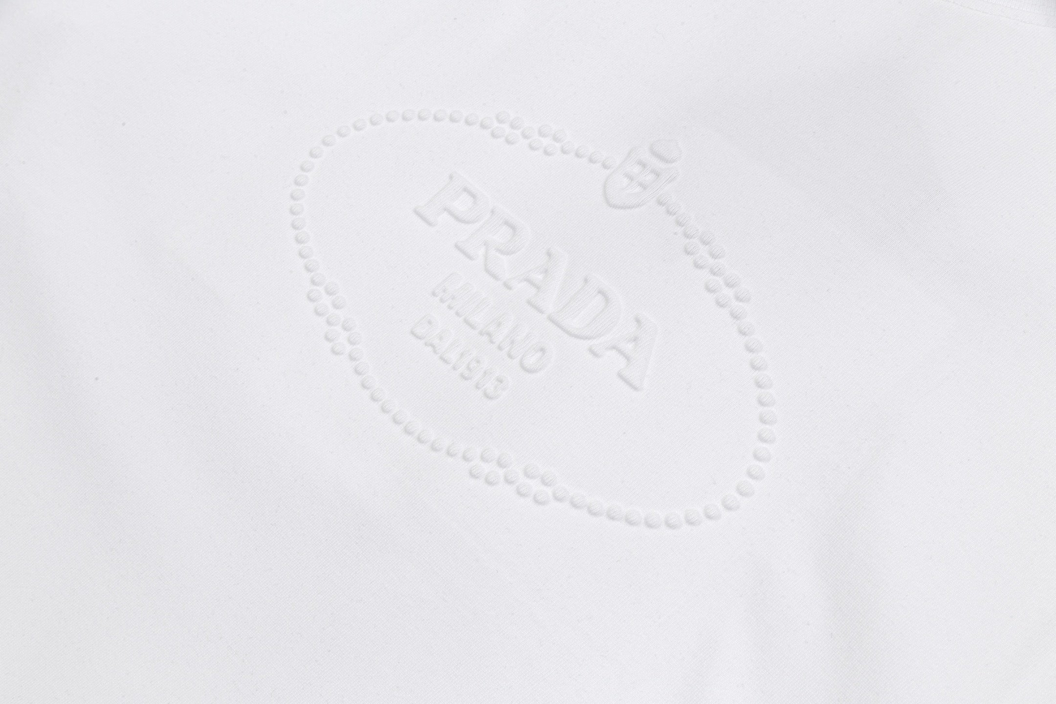 LuxluxHouse Best Quality Clothes T-shirt Prada