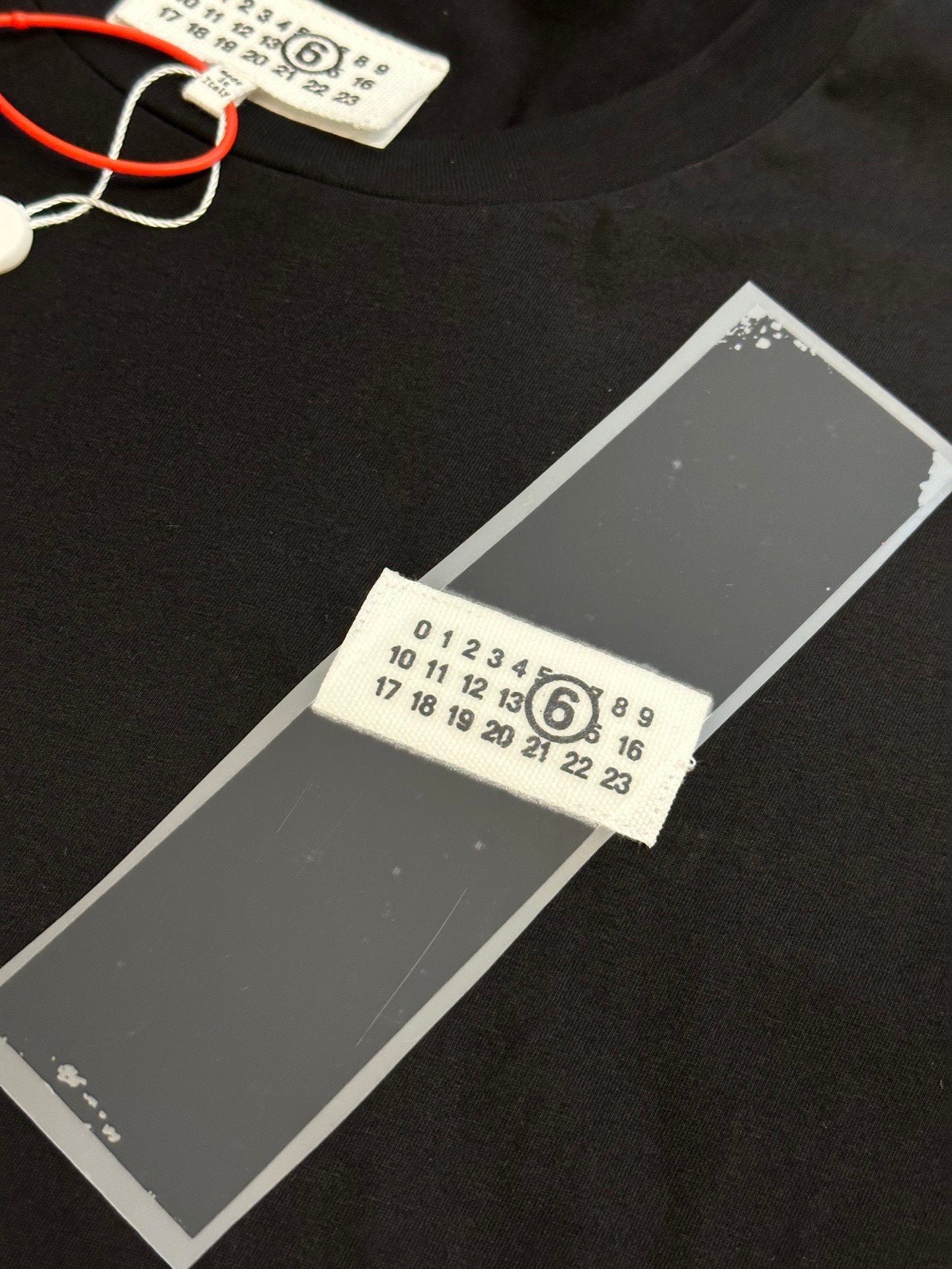 LuxluxHouse Best Quality Clothes T-shirt Chanel & Maison Margiela