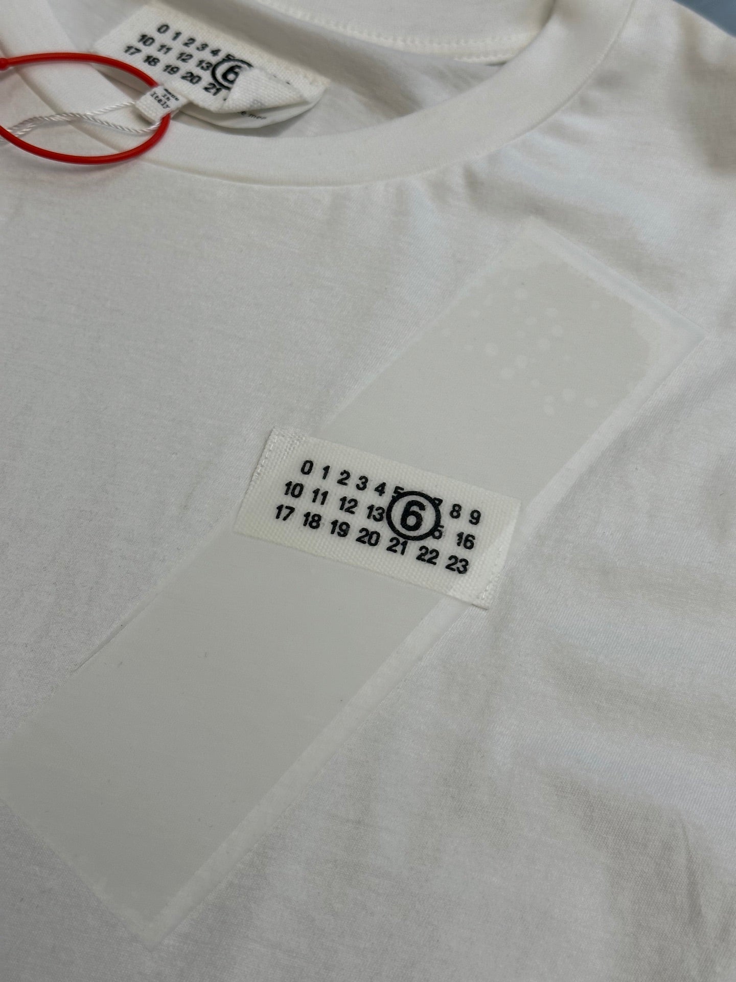 LuxluxHouse Best Quality Clothes T-shirt Chanel & Maison Margiela