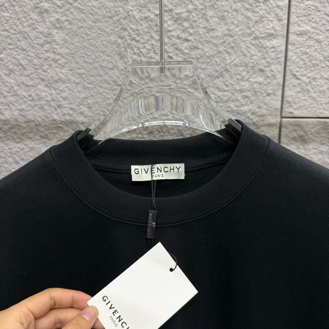 LuxluxHouse Best Quality Clothes Givenchy T-shirt
