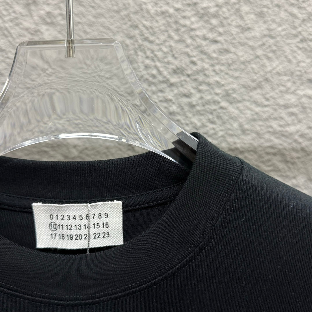 LuxluxHouse Best Quality Clothes T-shirt Chanel & Maison Margiela