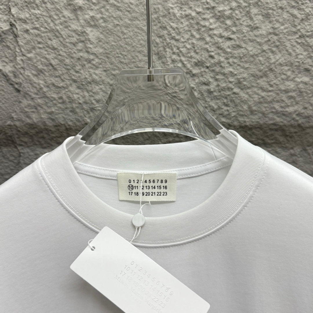 LuxluxHouse Best Quality Clothes T-shirt Chanel & Maison Margiela