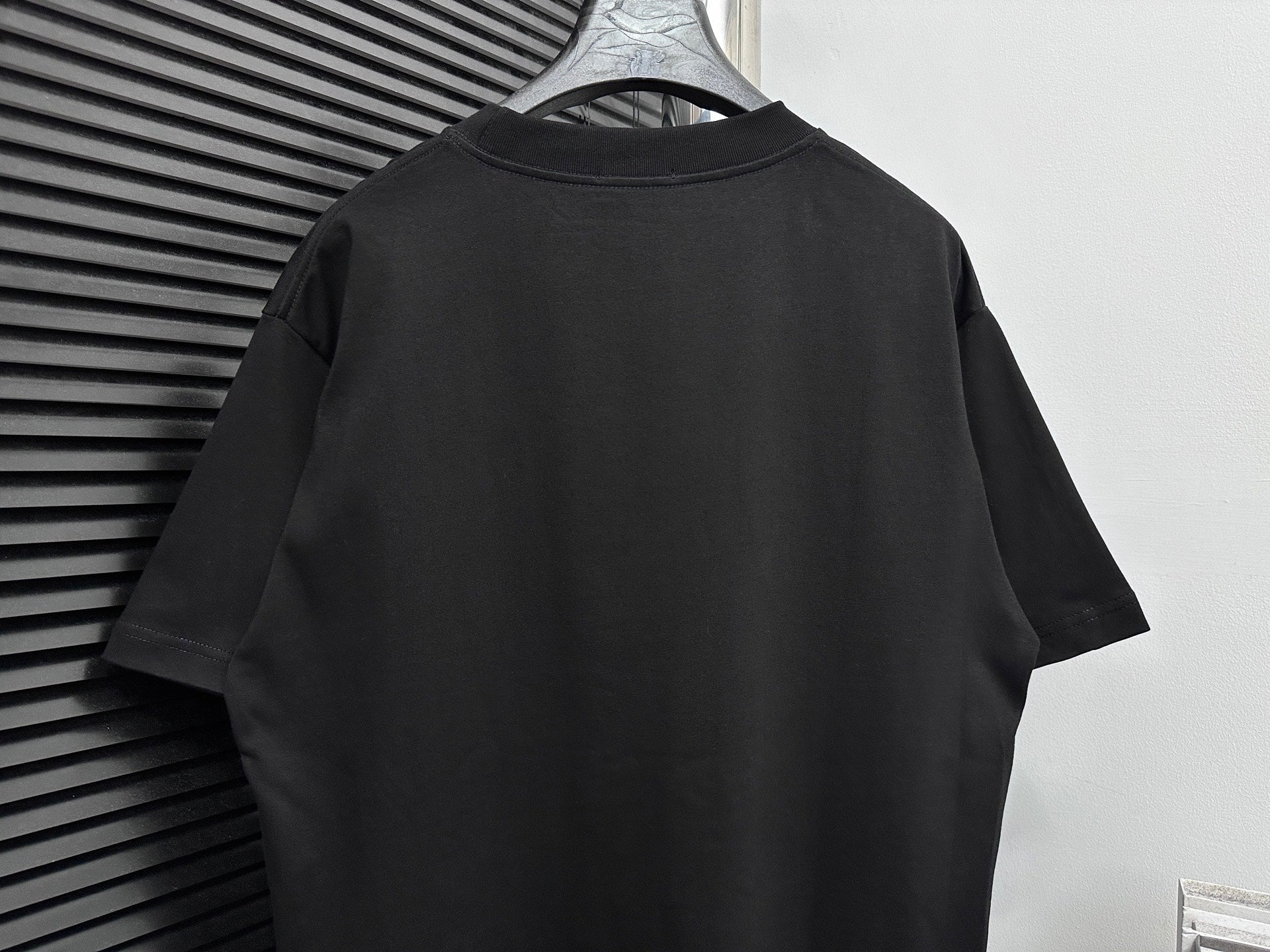 LuxluxHouse Best Quality Clothes T-shirt Prada