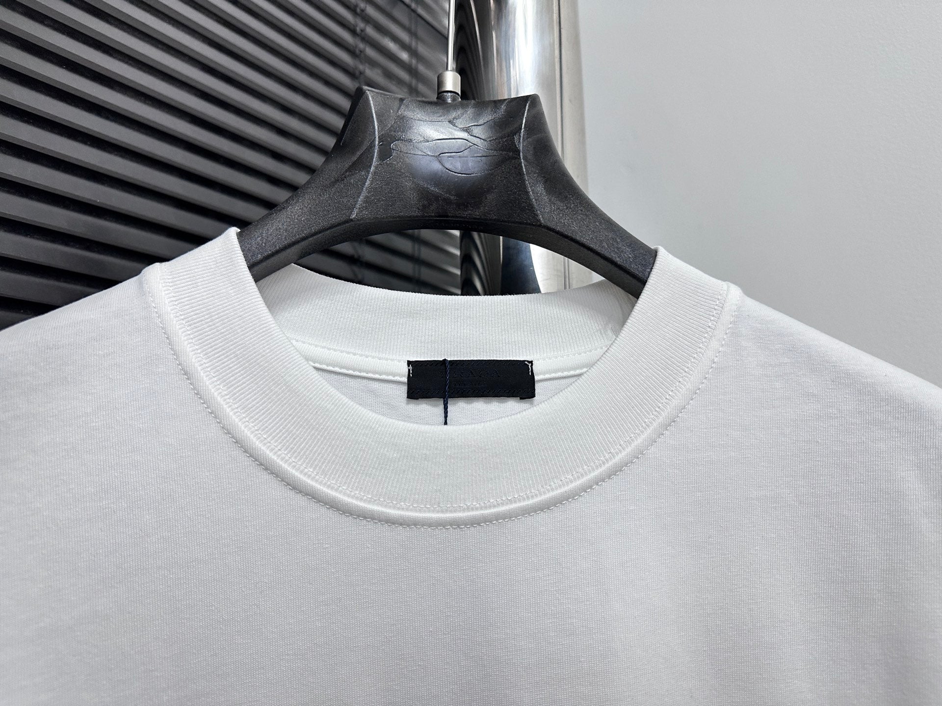 LuxluxHouse Best Quality Clothes T-shirt Prada