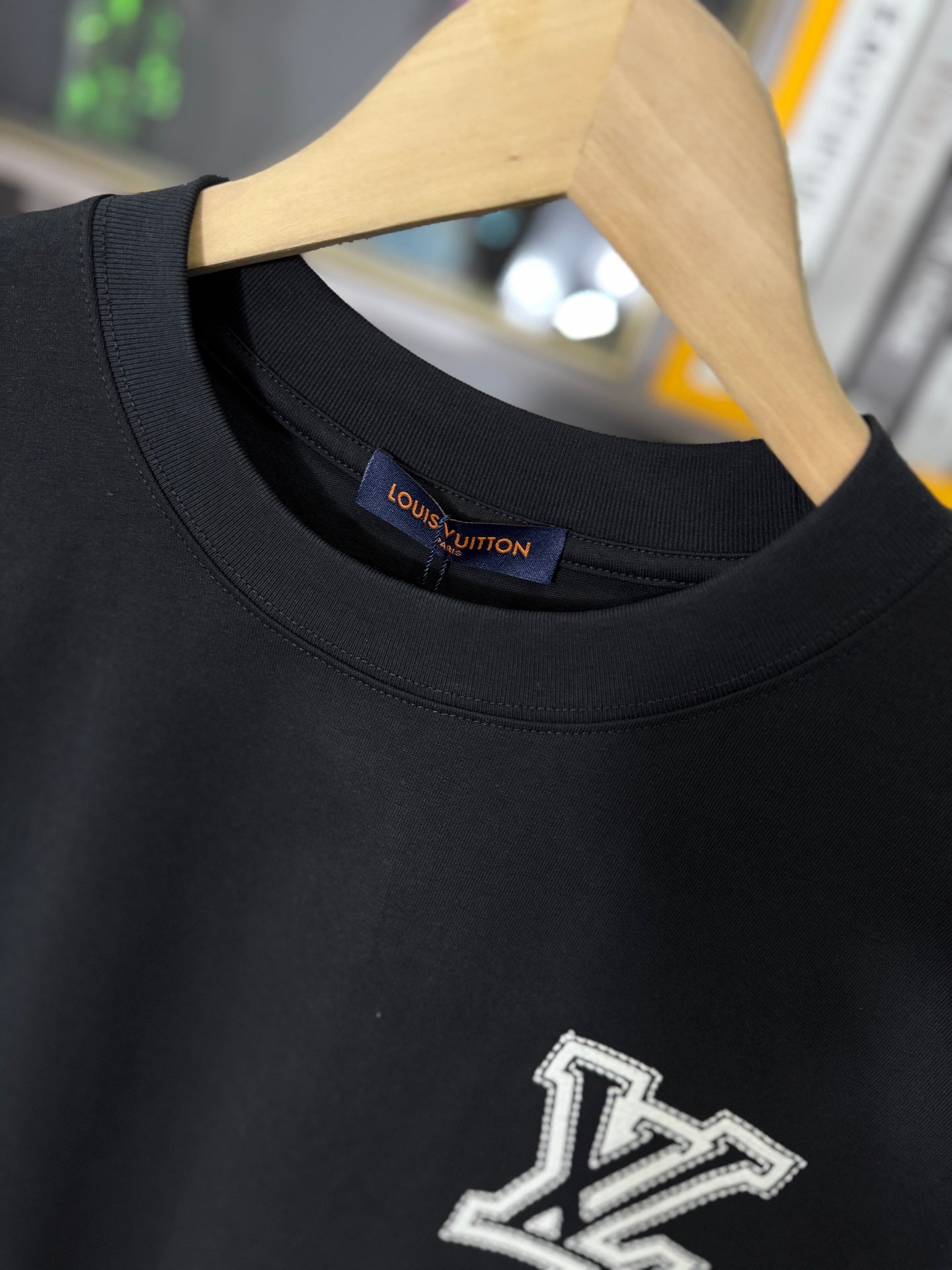 LuxluxHouse Best Quality Clothes T-shirt Louis Vuitton