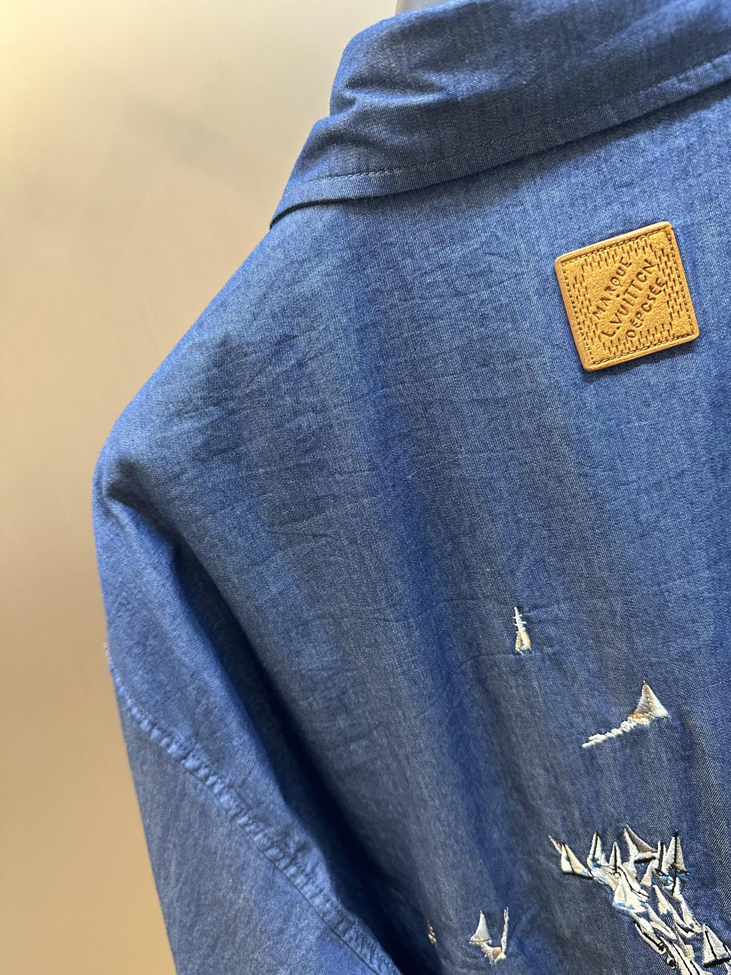 LuxluxHouse Best Quality Clothes Shirts&Polo Louis Vuitton