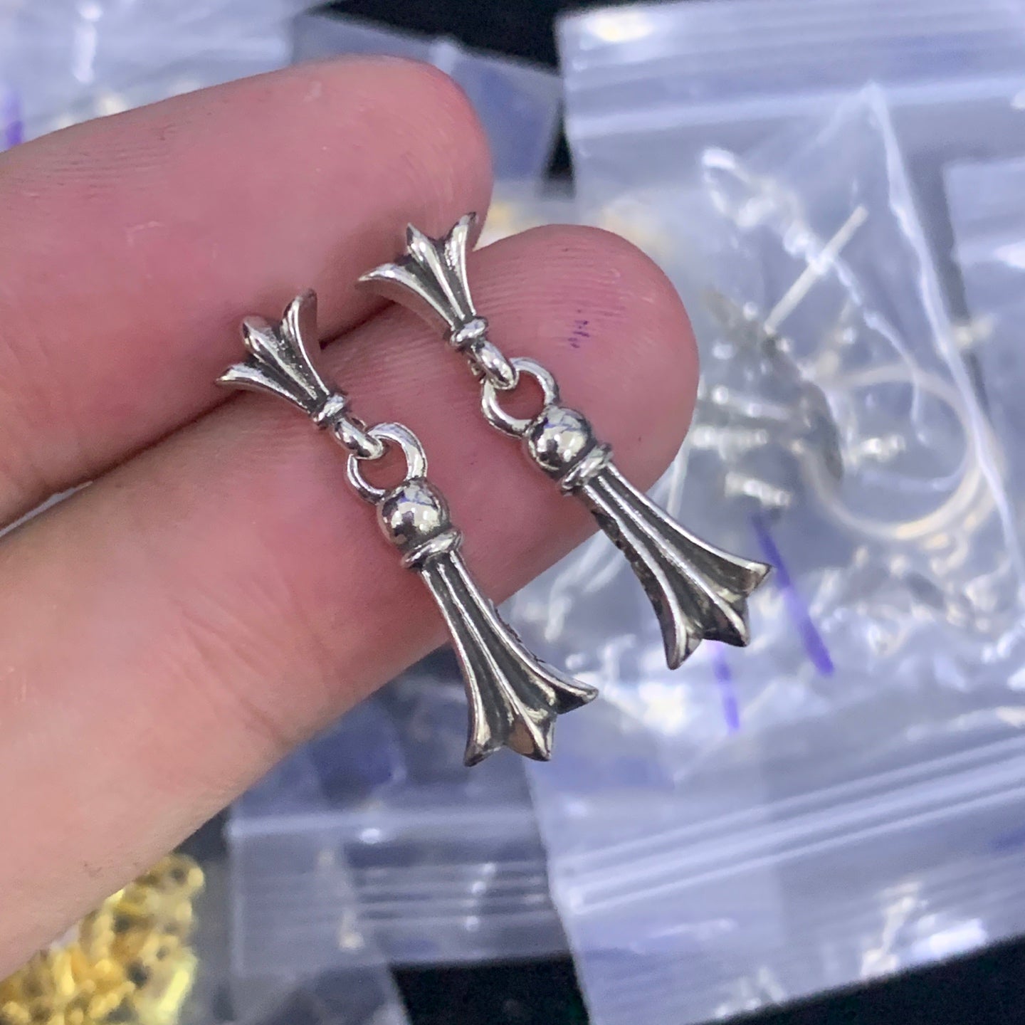 LuxluxHouse Low Price And High Quality Accessories Chrome Hearts