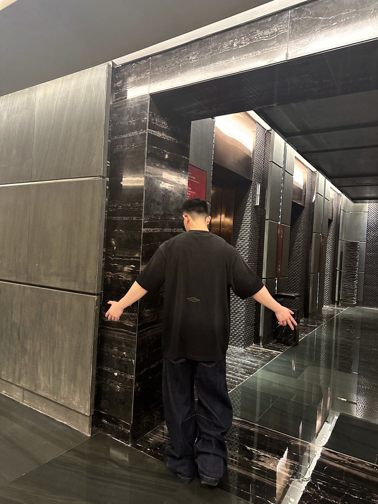 LuxluxHouse Best Quality Clothes Balenciaga T-shirt