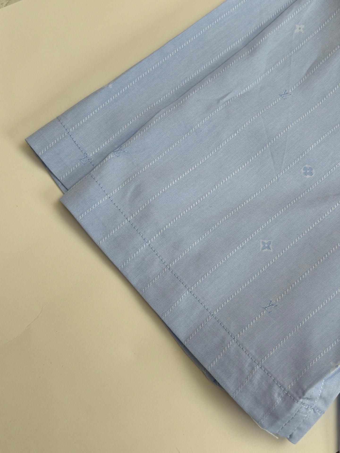 LuxluxHouse Best Quality Clothes Shirts&Polo Louis Vuitton