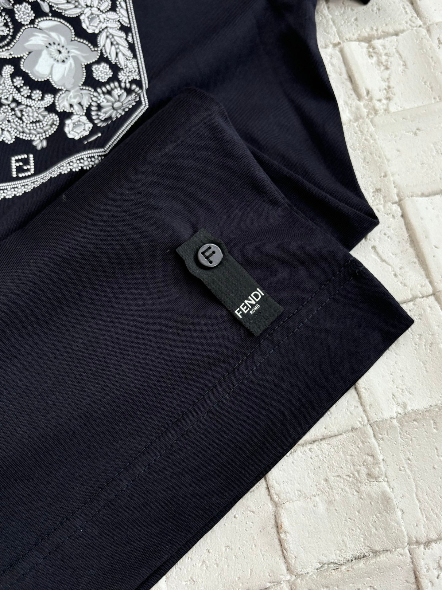 LuxluxHouse Best Quality Clothes Fendi T-shirt