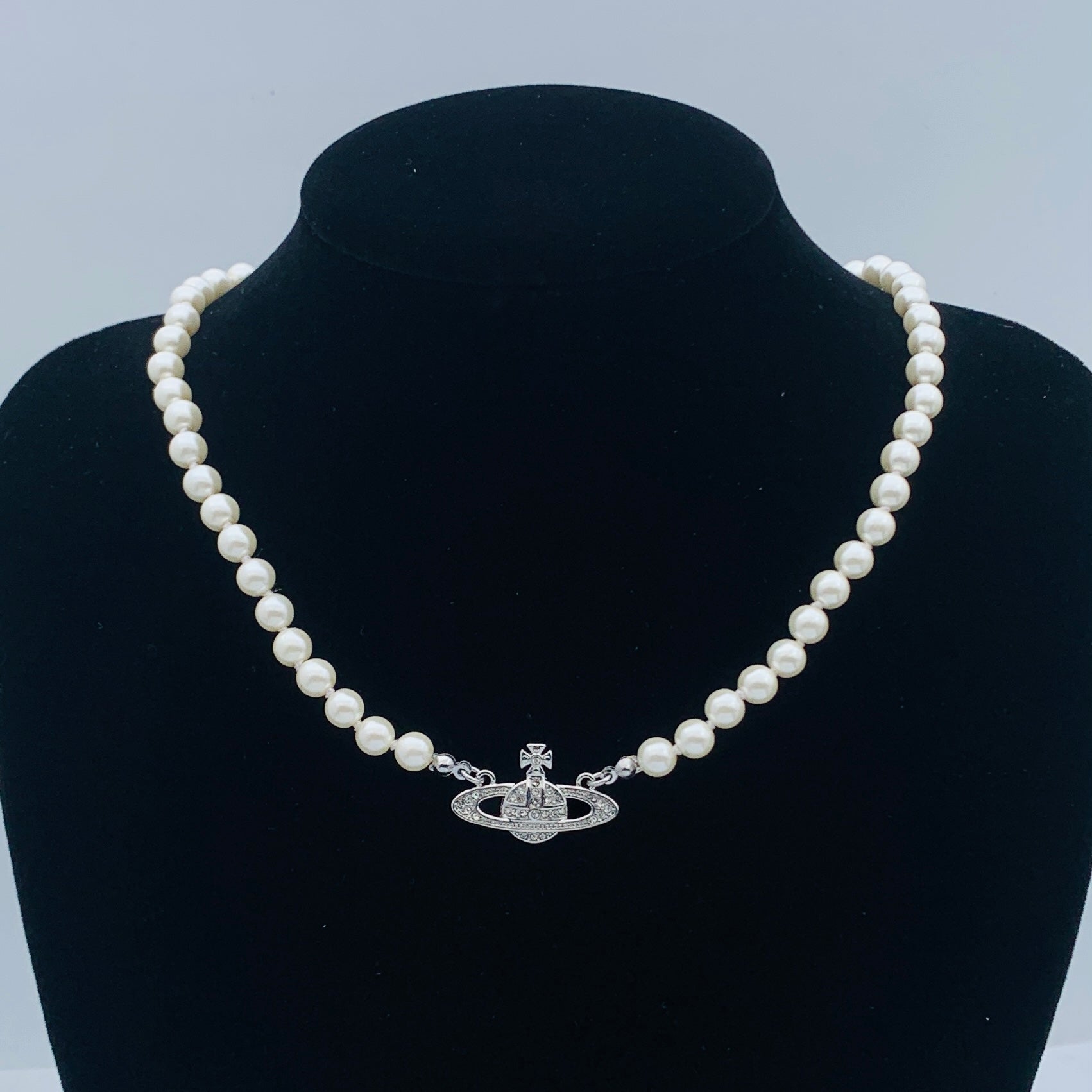 LuxluxHouse Low Price And High Quality Accessories Vivienne Westwood