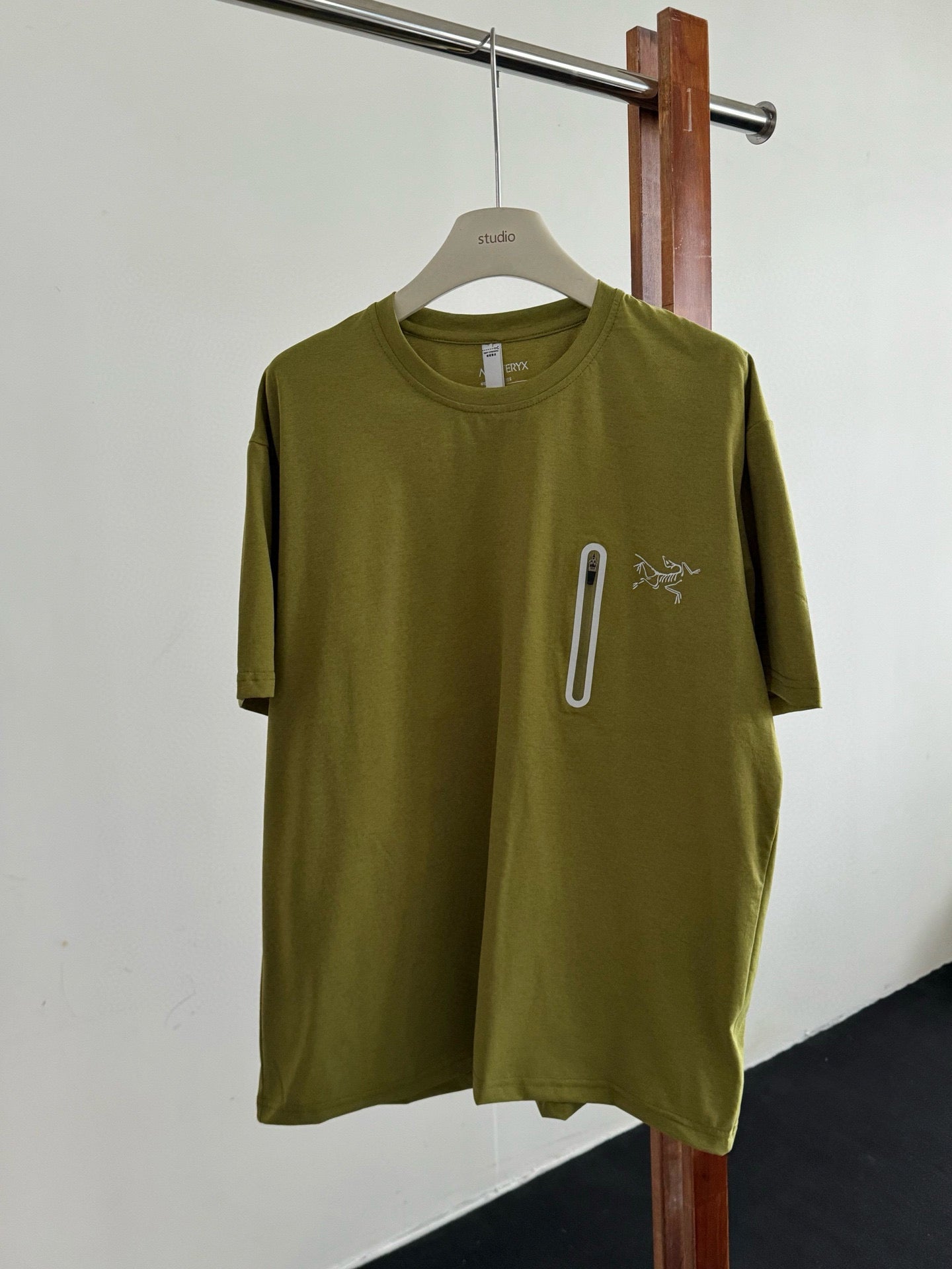 LuxluxHouse Best Quality Clothes T-shirt Arcteryx