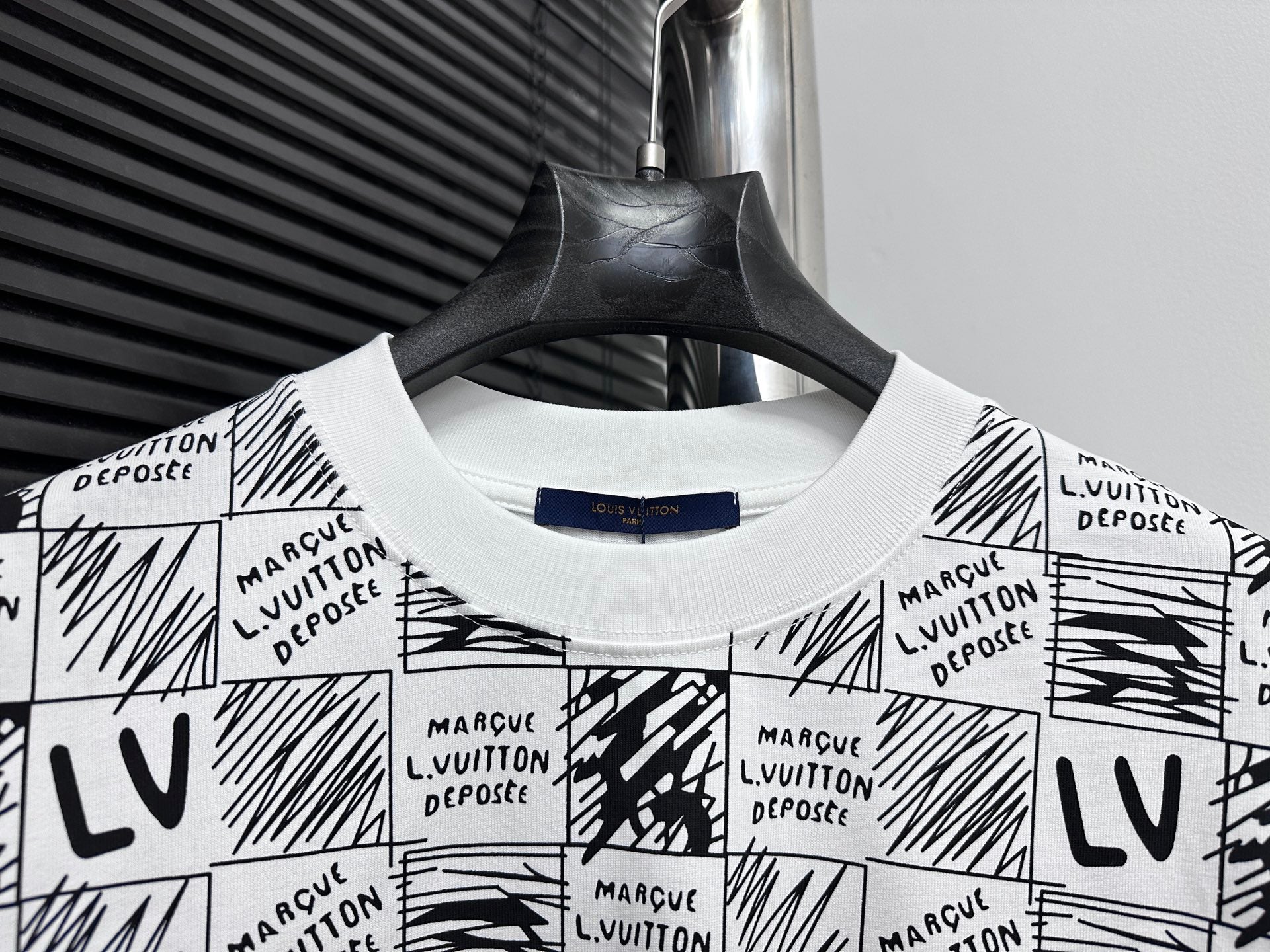 LuxluxHouse Best Quality Clothes T-shirt Louis Vuitton