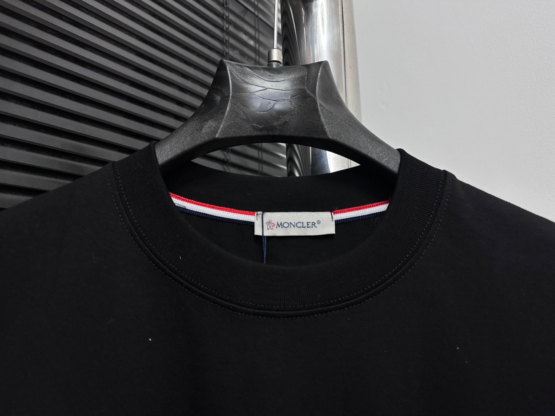 LuxluxHouse Best Quality Clothes T-shirt Moncler