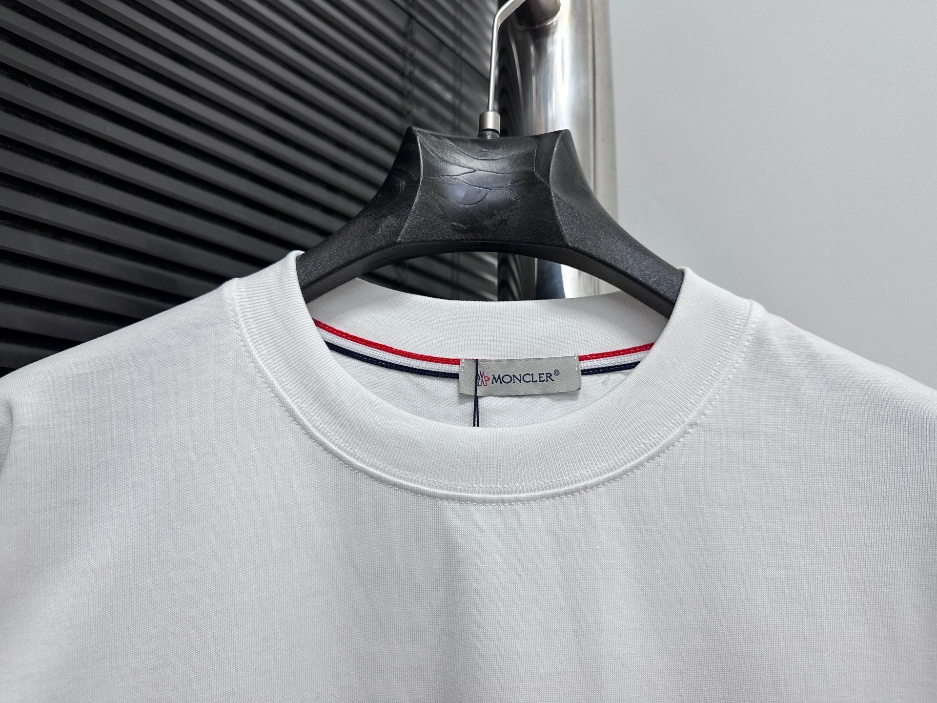 LuxluxHouse Best Quality Clothes T-shirt Moncler