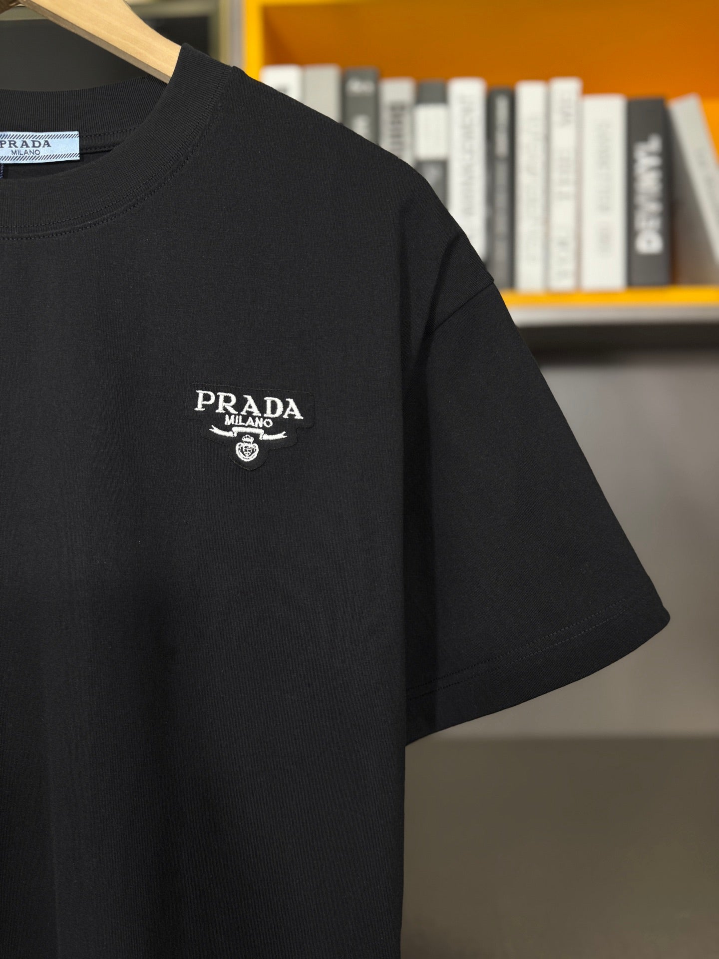 LuxluxHouse Best Quality Clothes T-shirt Prada
