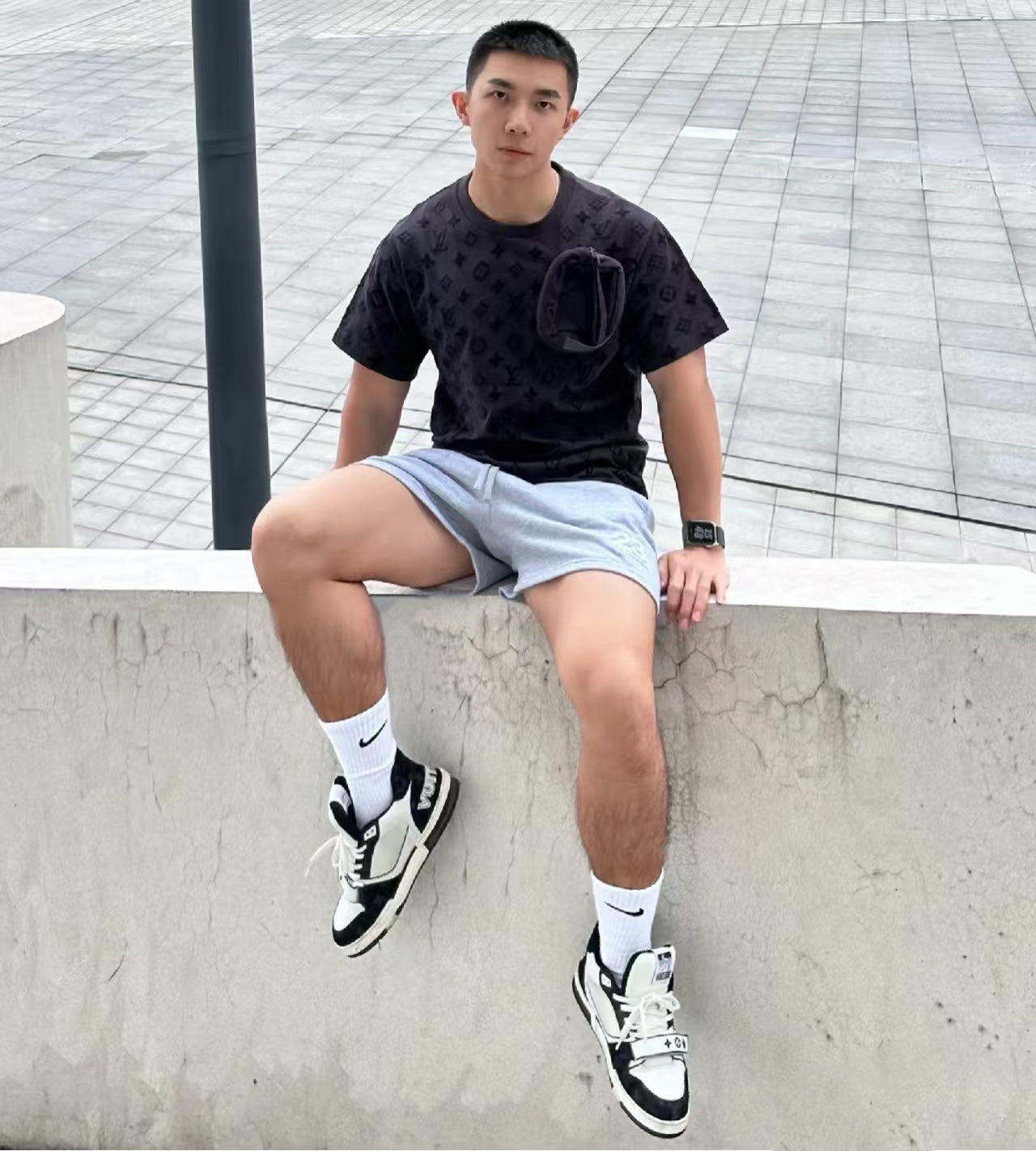 LuxluxHouse Best Quality Clothes T-shirt Louis Vuitton