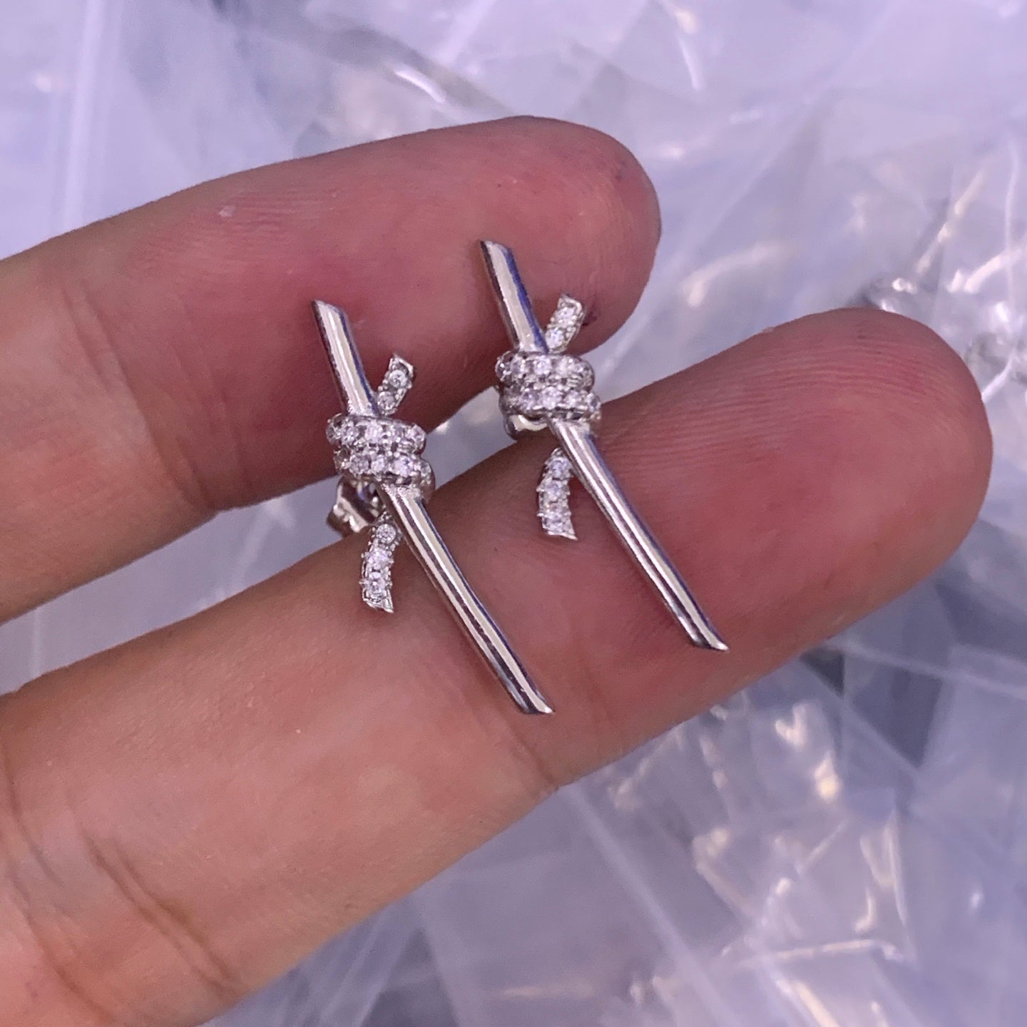 LuxluxHouse Low Price And High Quality Accessories Tiffany