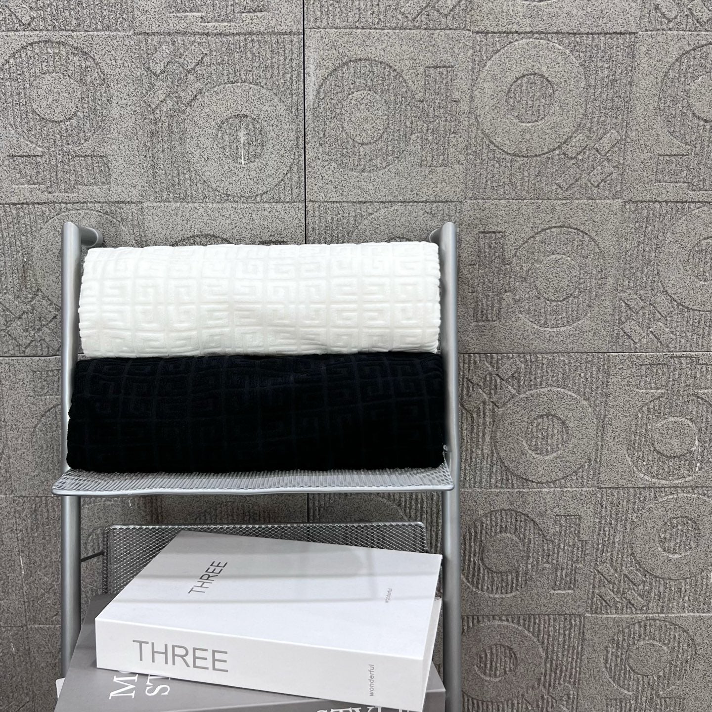 LuxluxHouse Best Quality Clothes Givenchy T-shirt