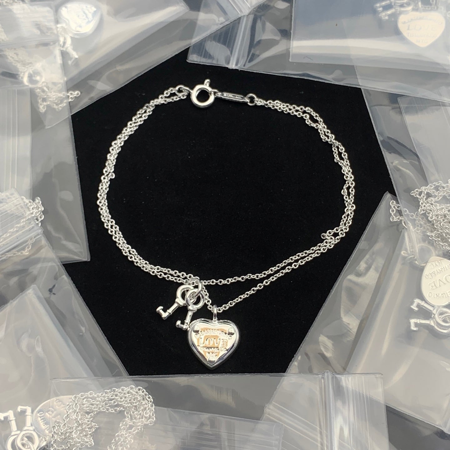 LuxluxHouse Low Price And High Quality Accessories Tiffany