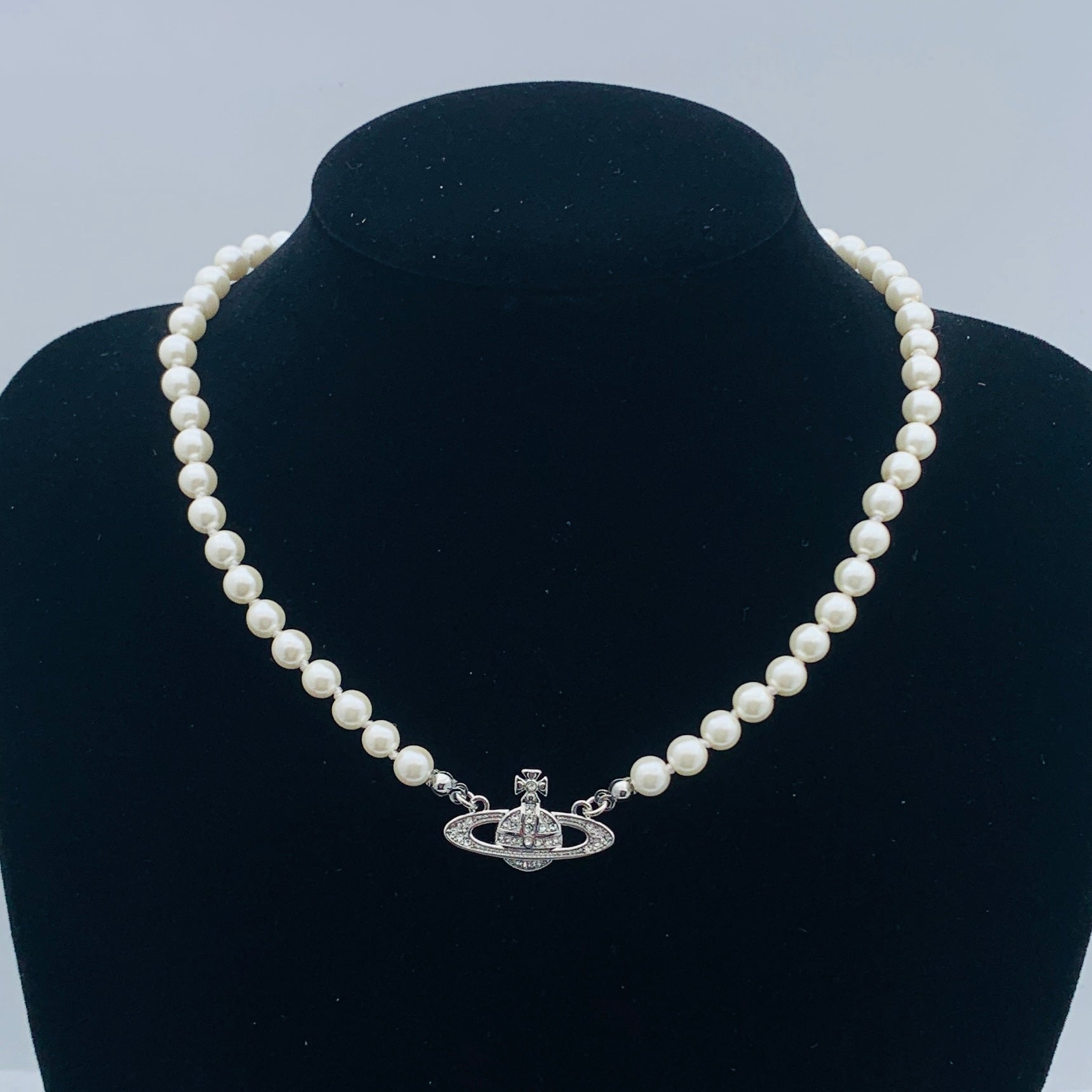 LuxluxHouse Low Price And High Quality Accessories Vivienne Westwood