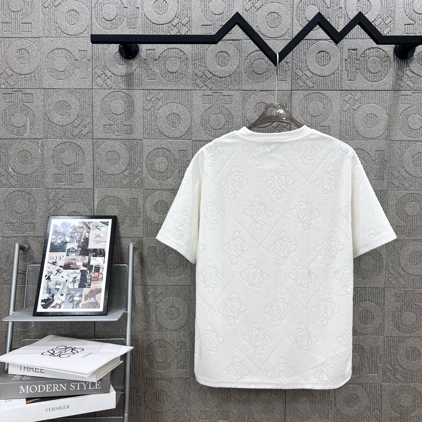 LuxluxHouse Best Quality Clothes T-shirt Loewe