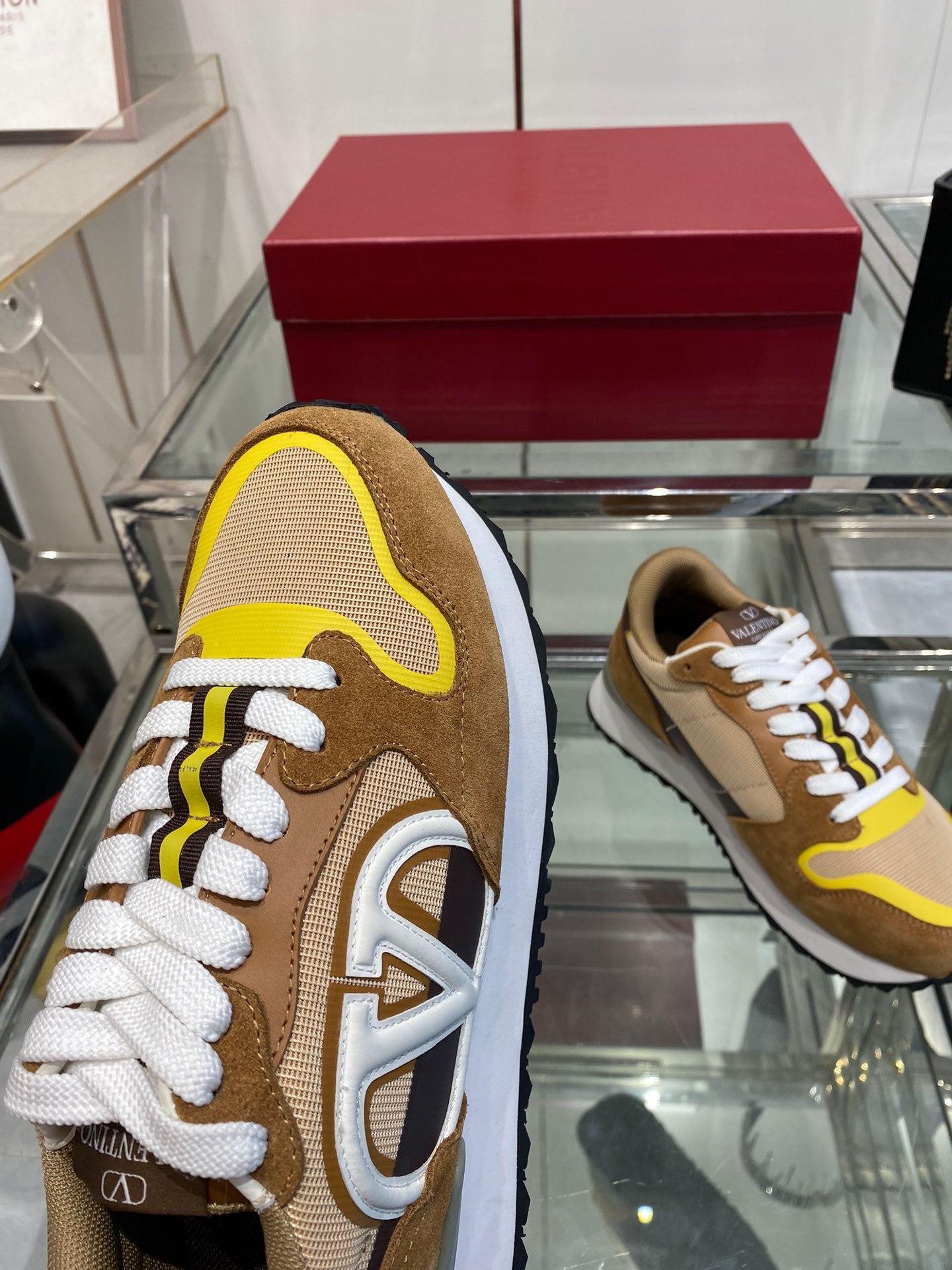 LuxluxHouse Best Quality Valentino Women Shoes