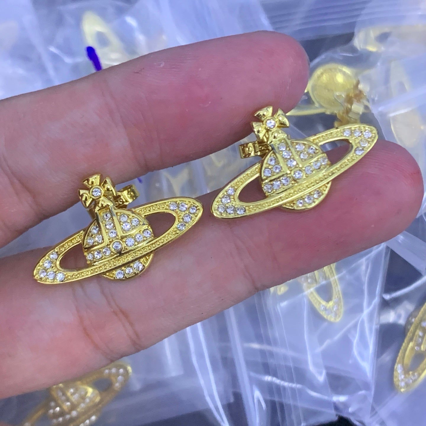 LuxluxHouse Low Price And High Quality Accessories Vivienne Westwood