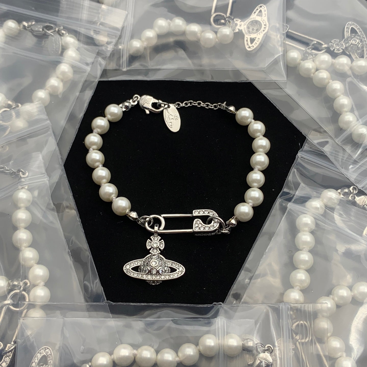 LuxluxHouse Low Price And High Quality Accessories Vivienne Westwood