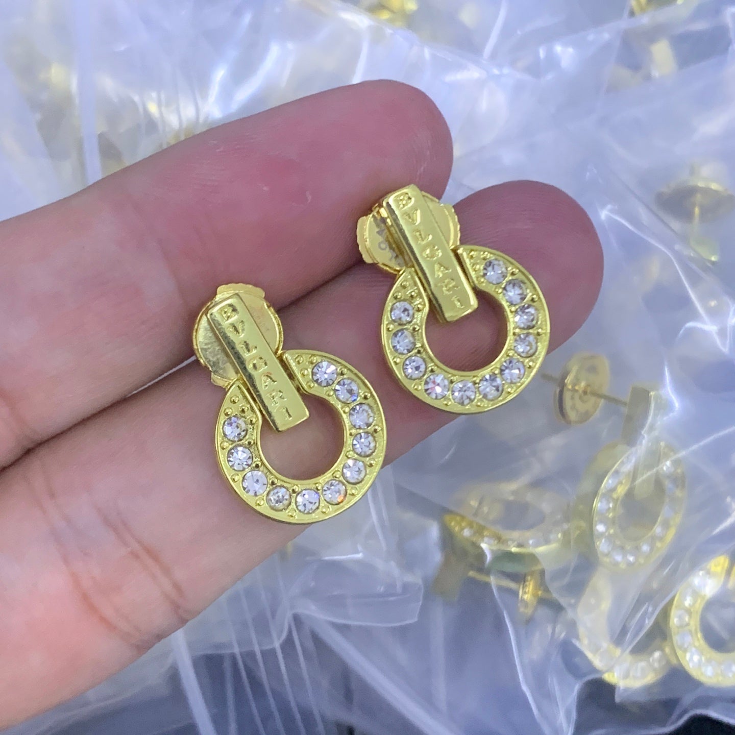 LuxluxHouse Low Price And High Quality Accessories Bvlgari