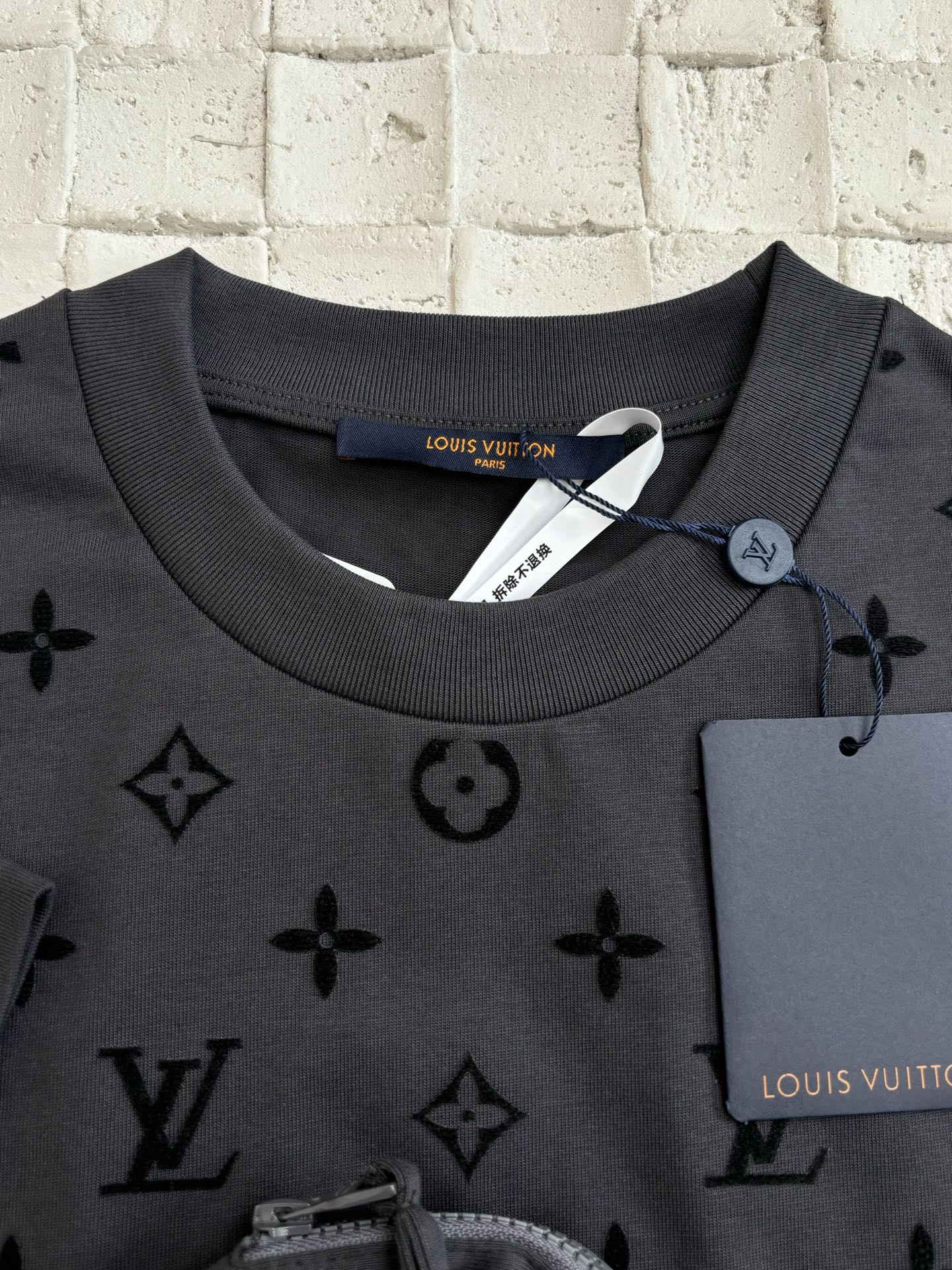 LuxluxHouse Best Quality Clothes T-shirt Louis Vuitton