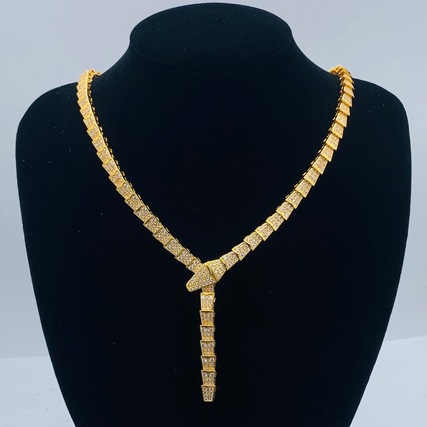 LuxluxHouse Low Price And High Quality Accessories Bvlgari