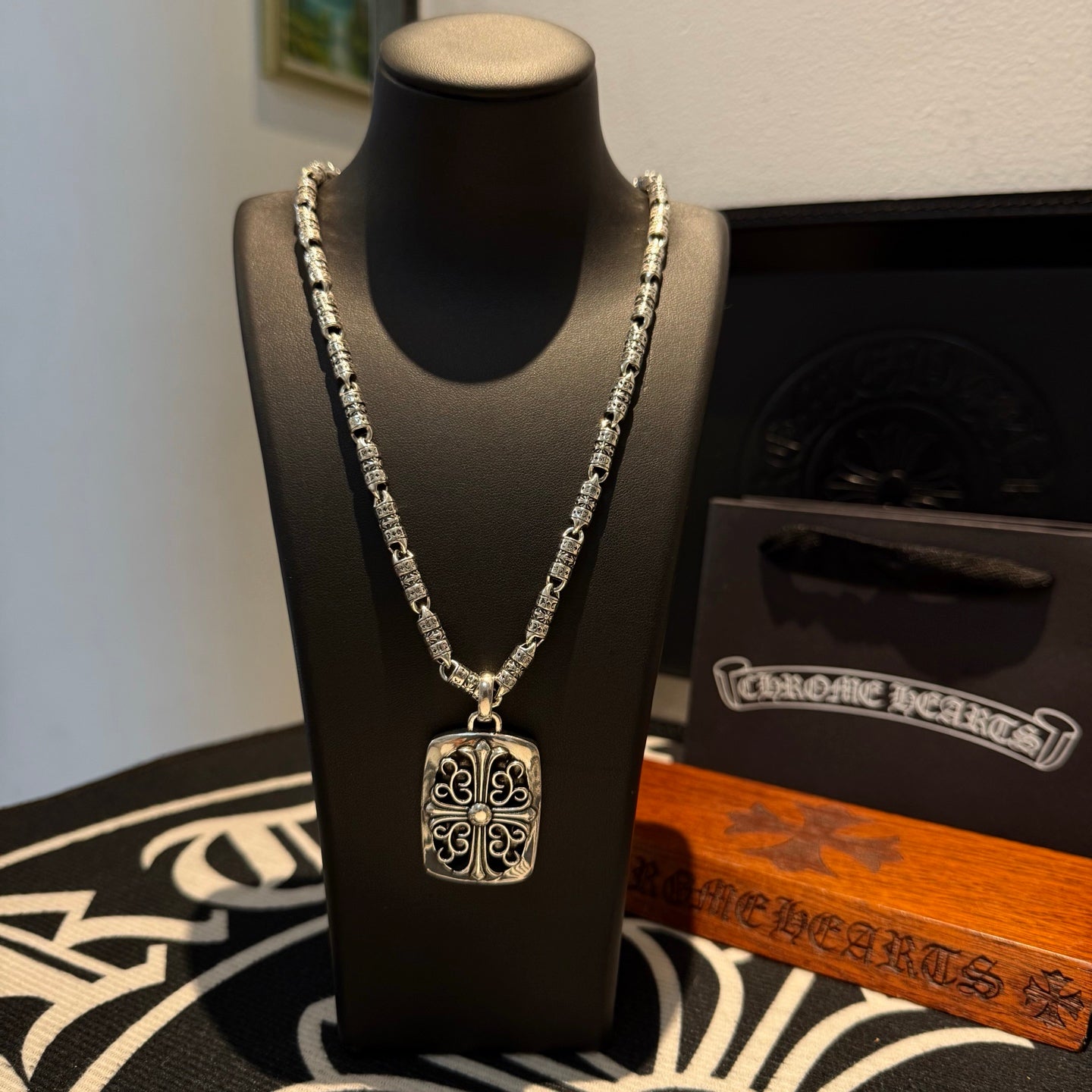 LuxluxHouse Best Quality Accessories Necklace Chrome Hearts