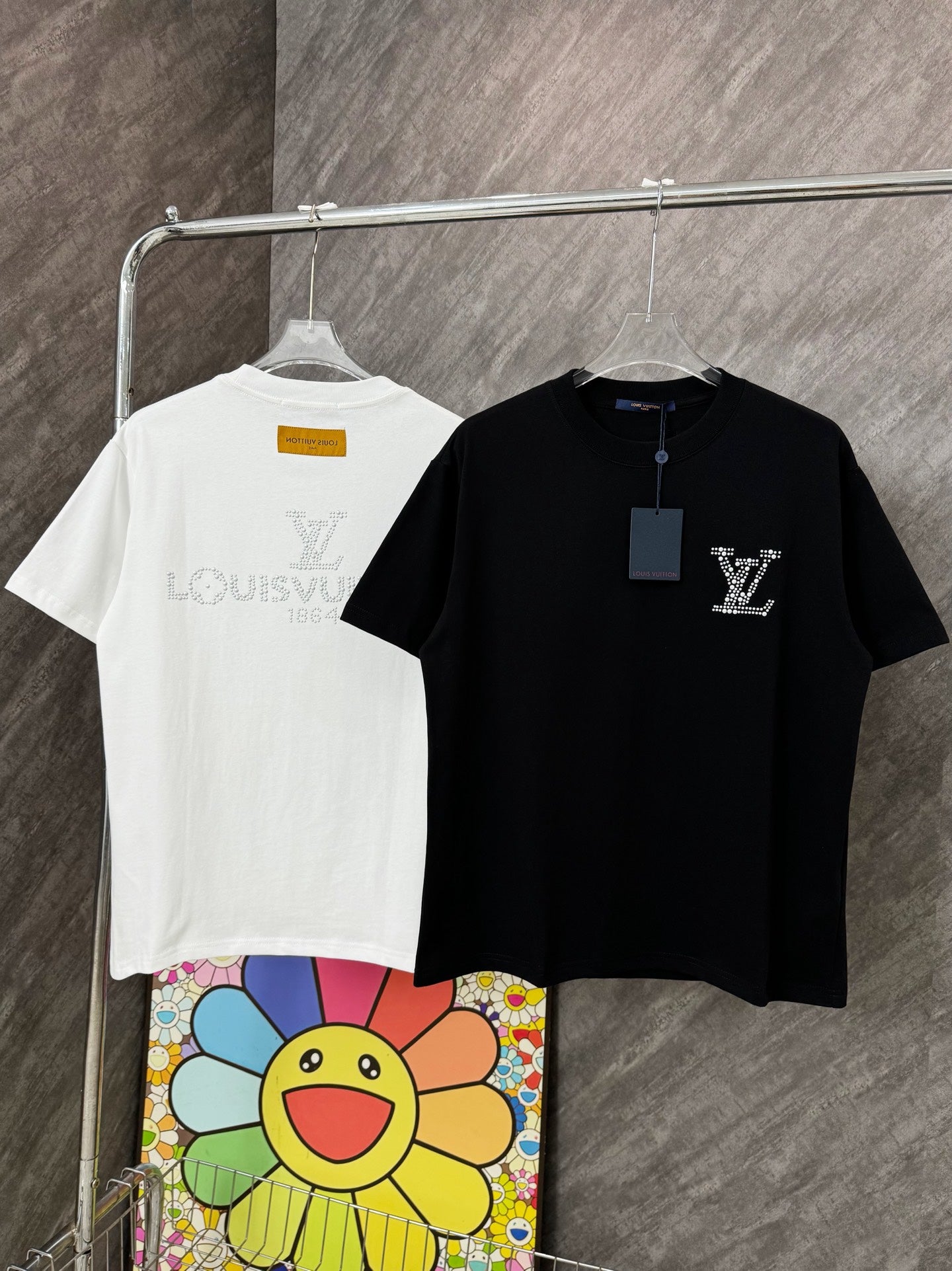 LuxluxHouse Best Quality Clothes T-shirt Louis Vuitton