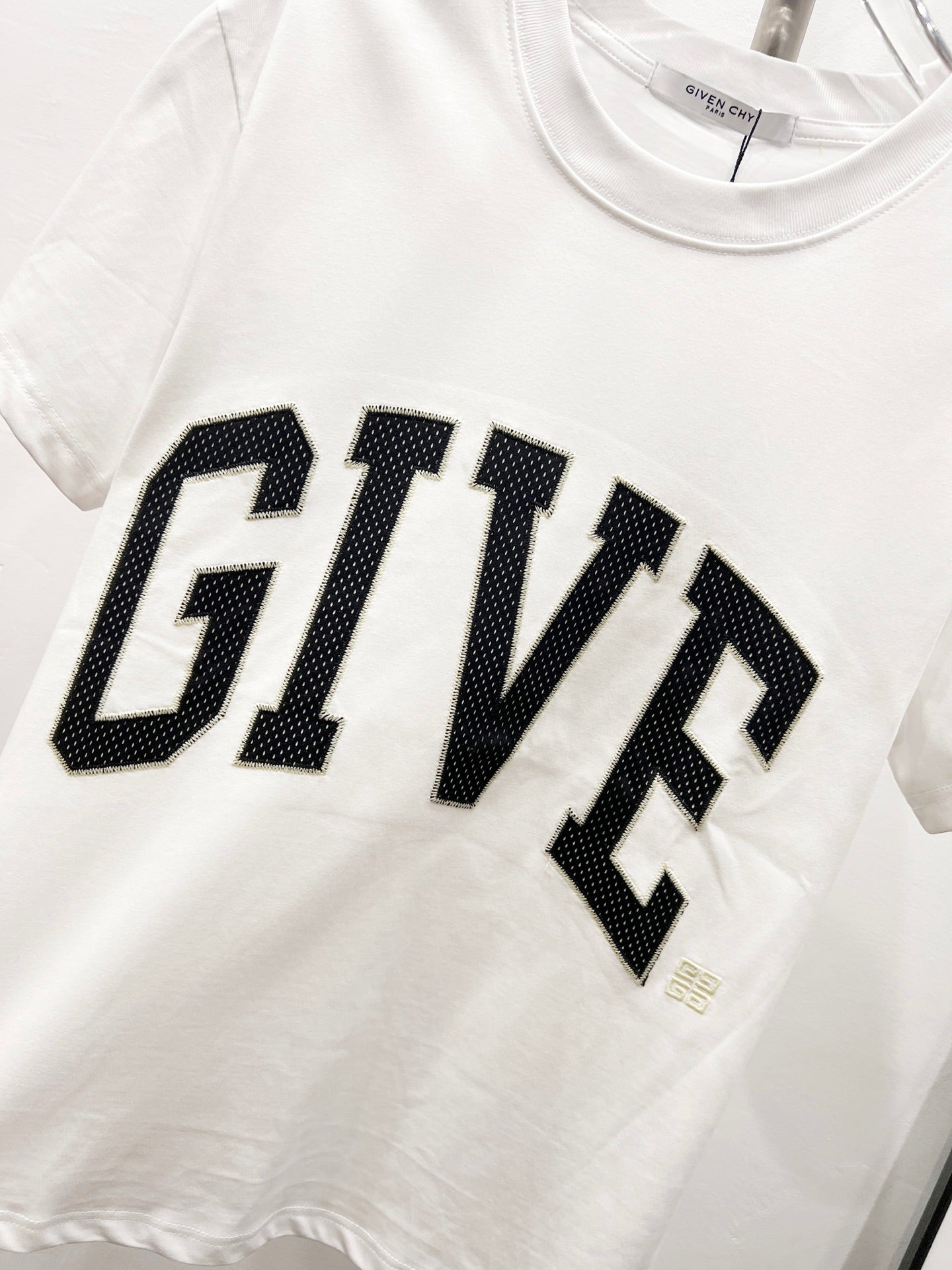 LuxluxHouse Best Quality Clothes Givenchy T-shirt