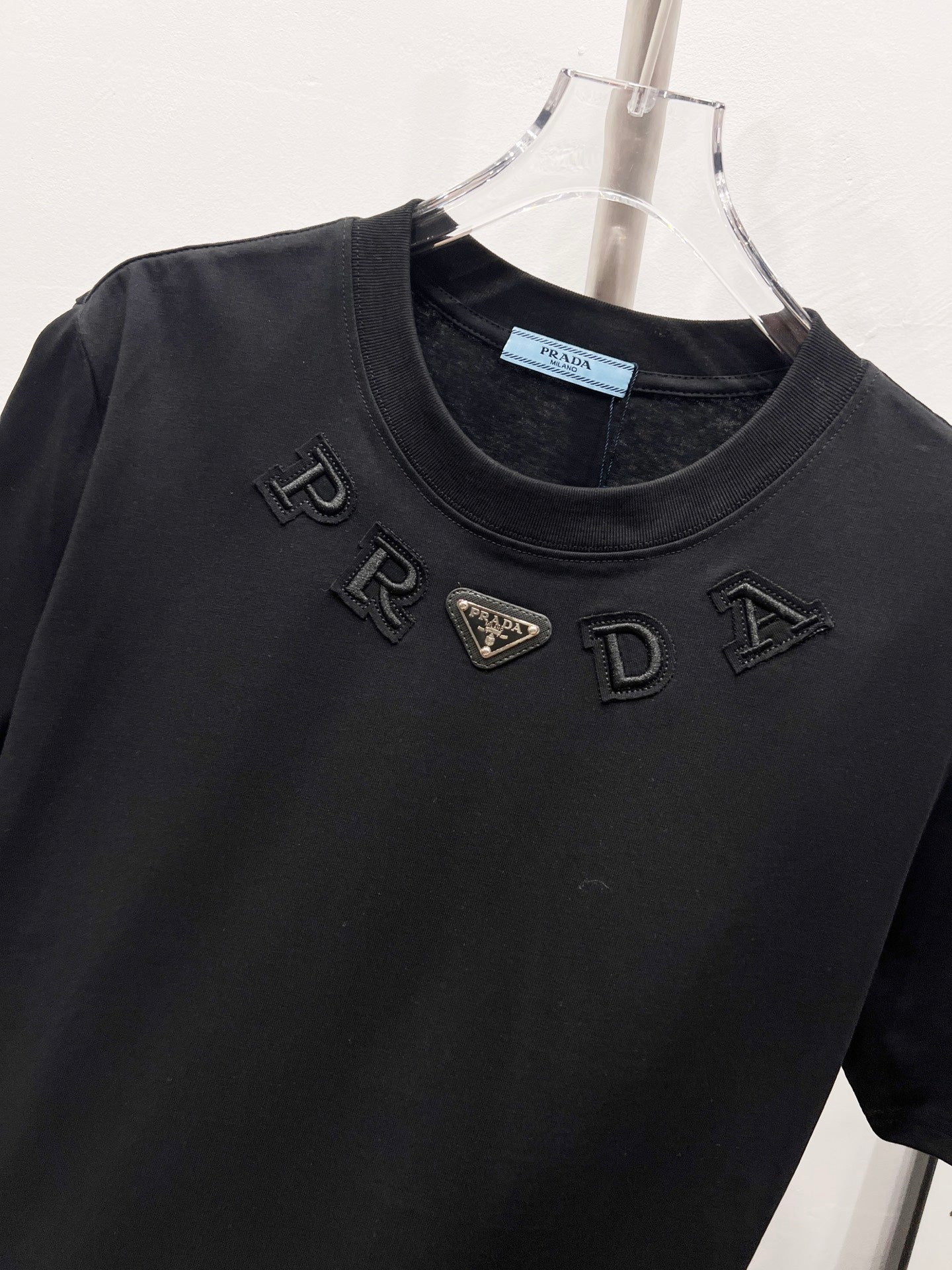 LuxluxHouse Best Quality Clothes T-shirt Prada