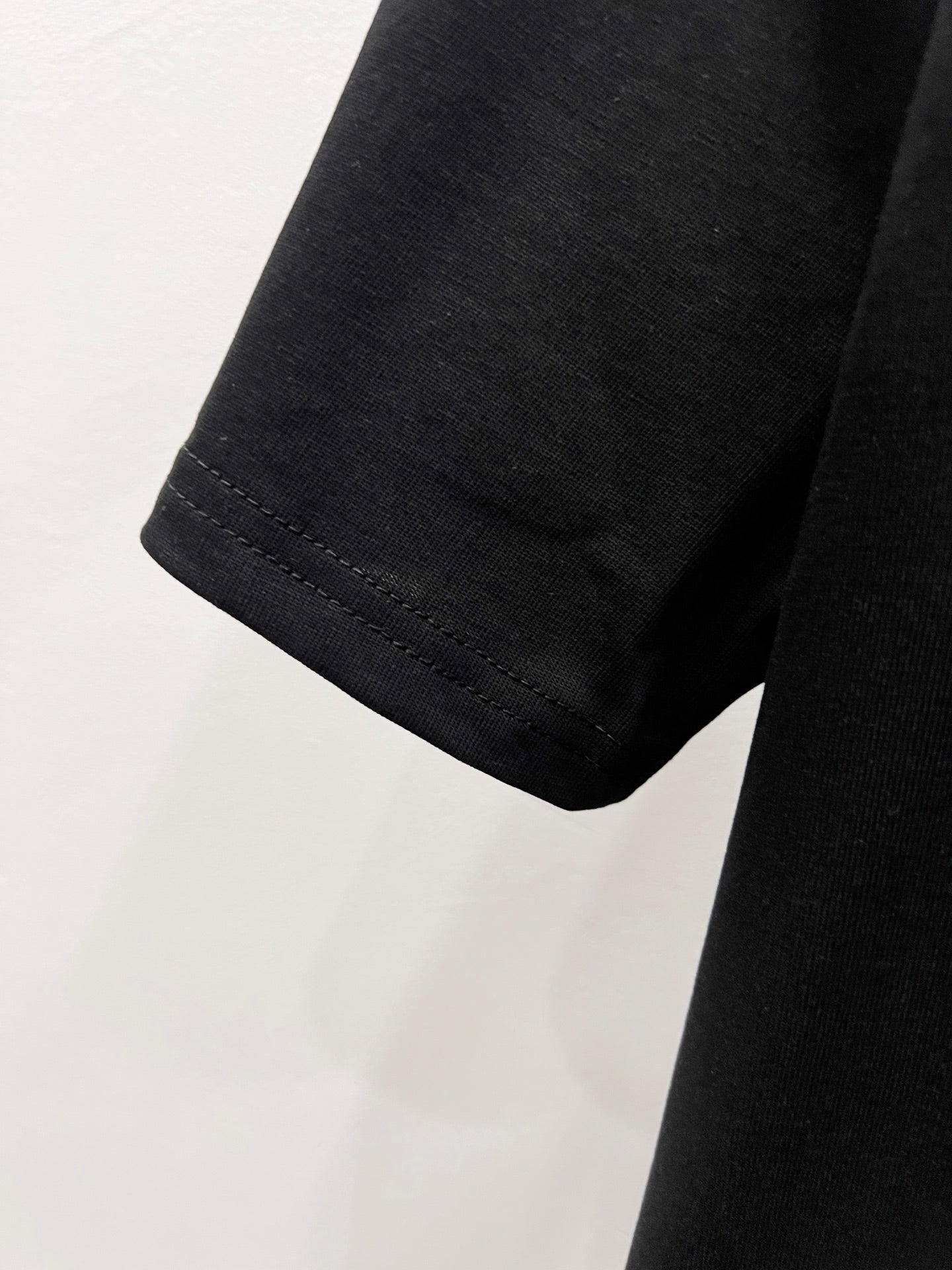 LuxluxHouse Best Quality Clothes T-shirt Prada