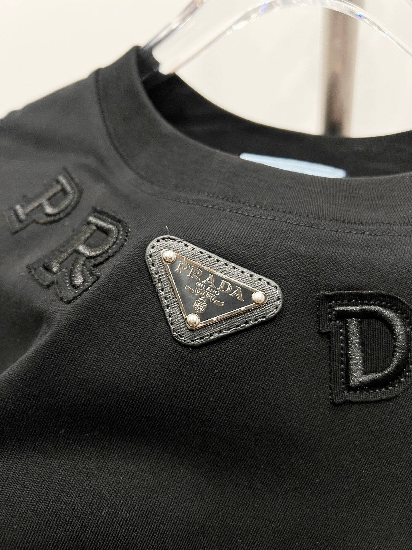 LuxluxHouse Best Quality Clothes T-shirt Prada