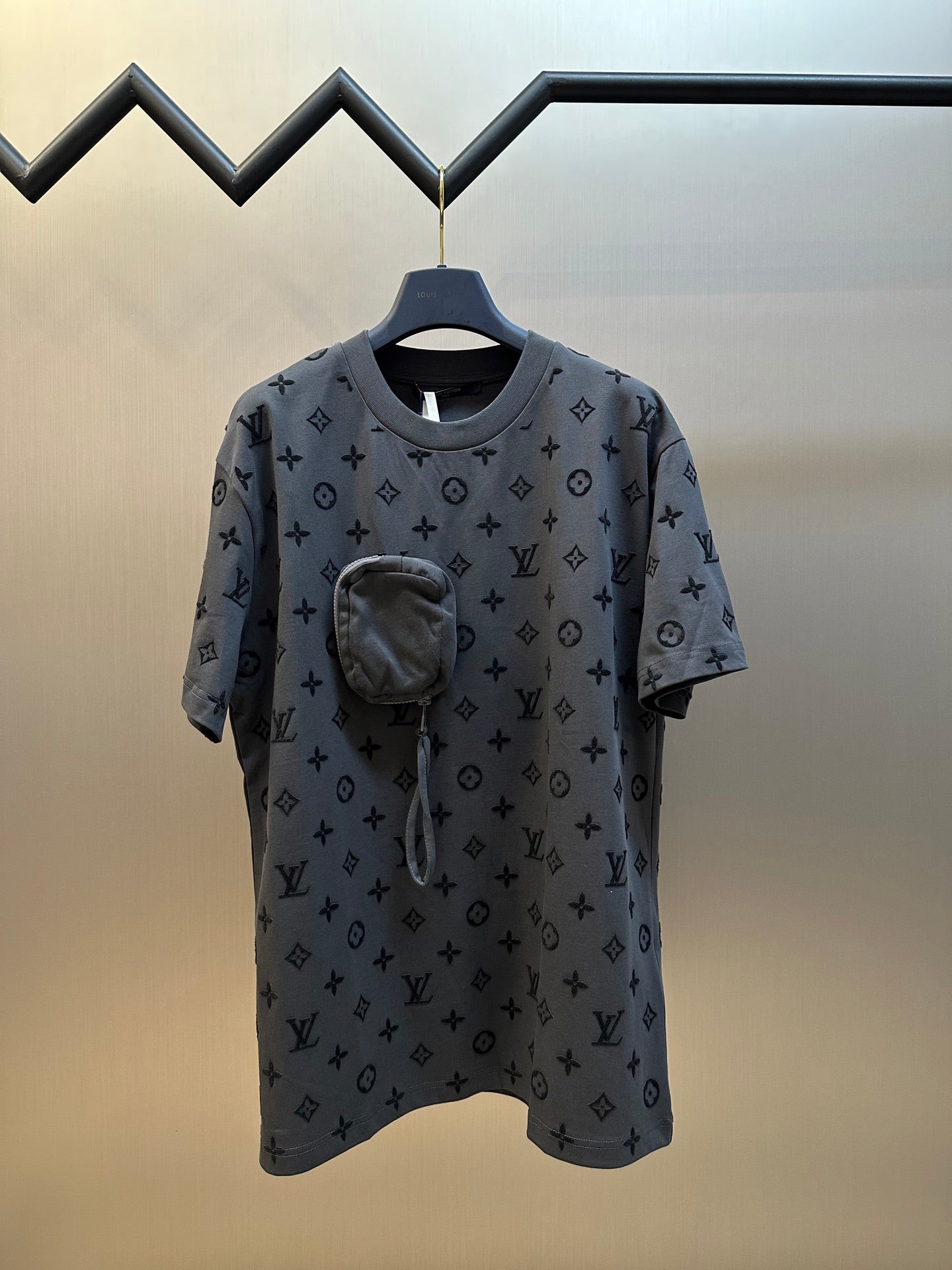 LuxluxHouse Best Quality Clothes T-shirt Louis Vuitton