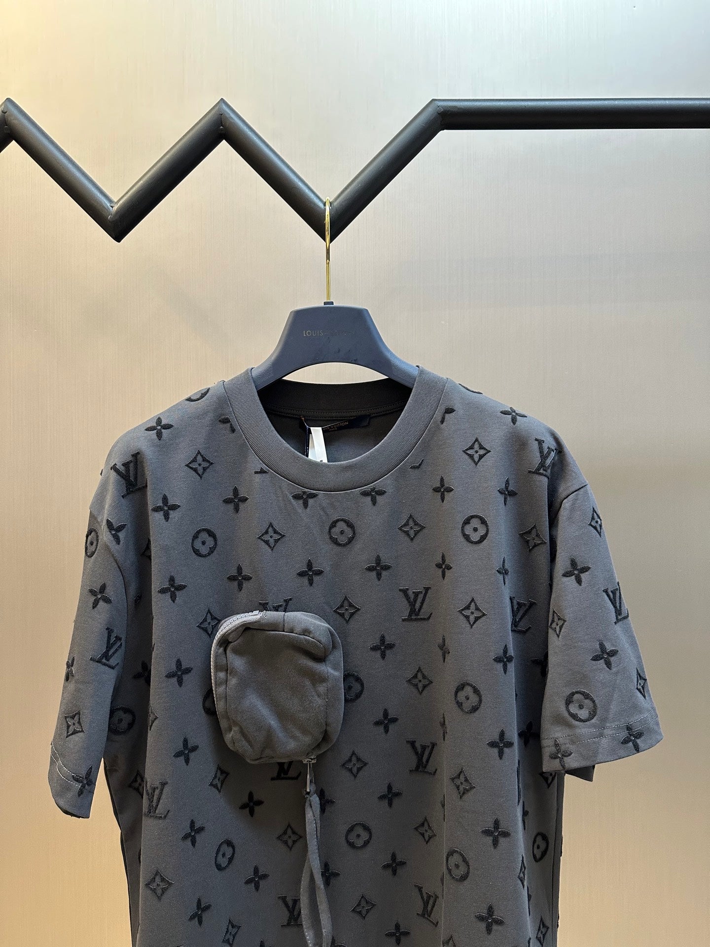 LuxluxHouse Best Quality Clothes T-shirt Louis Vuitton